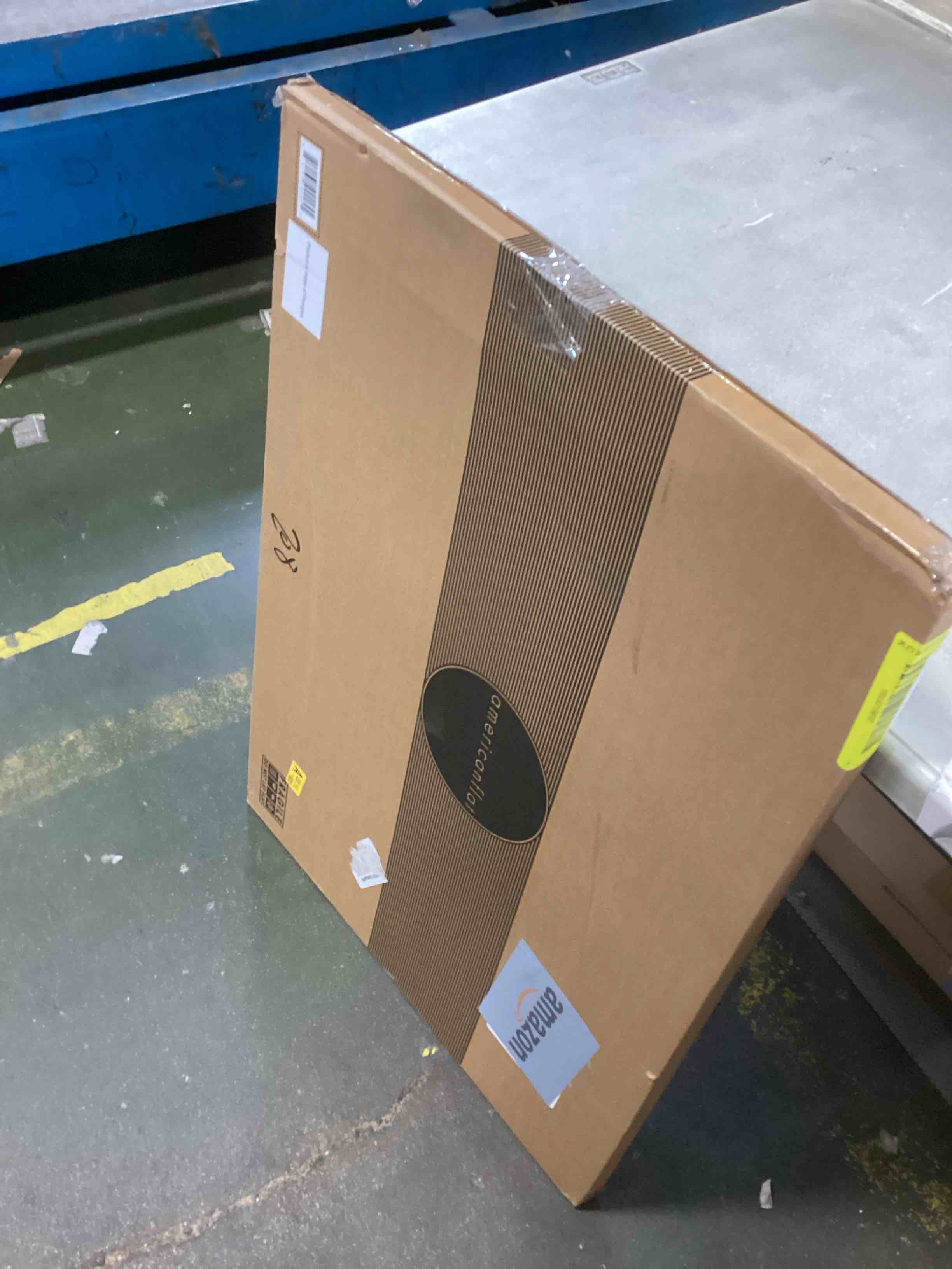 https://s3.amazonaws.com/lotting-images-prod/bidfta/YEL6215812_1714060355623.jpeg