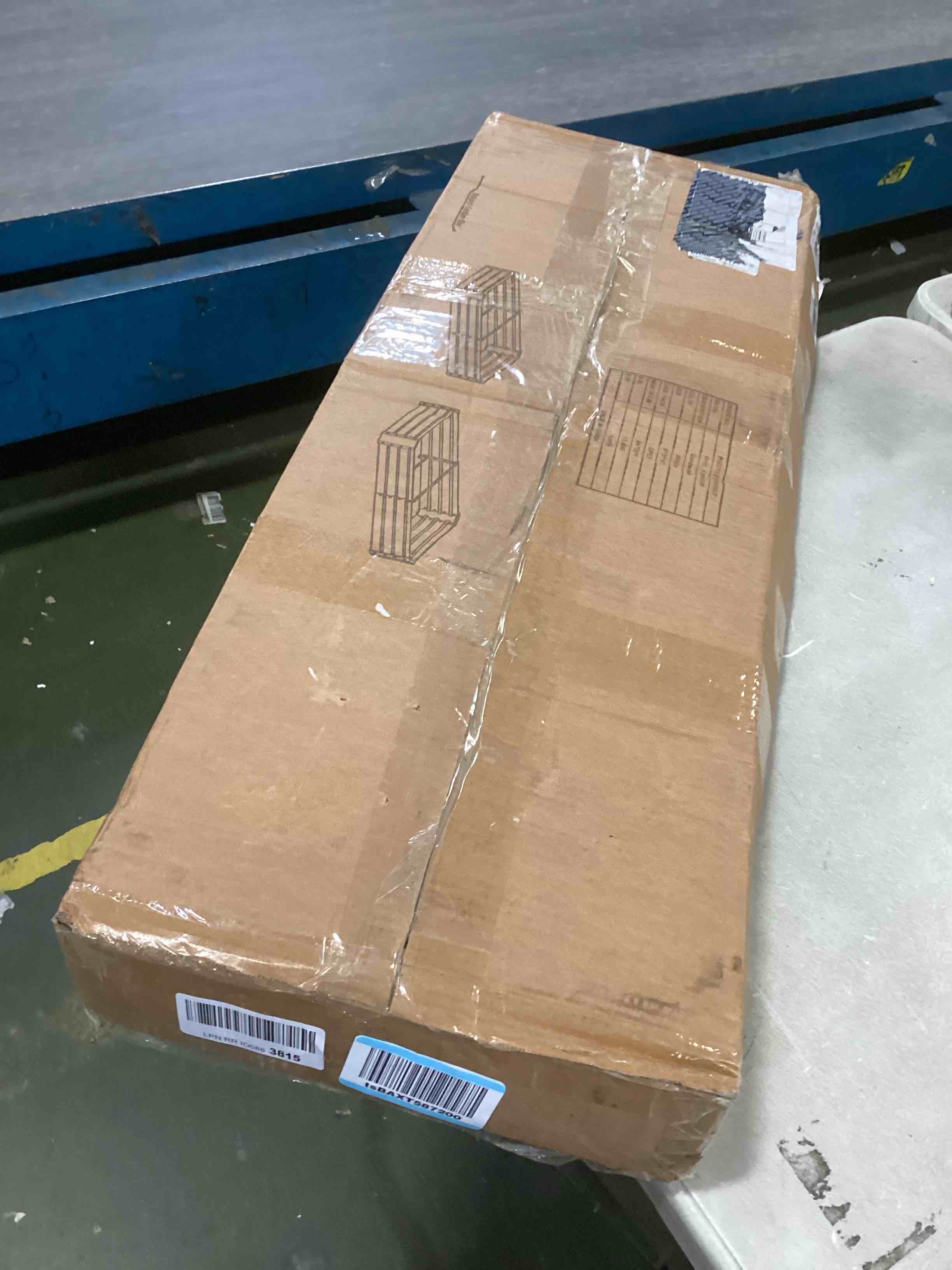 https://s3.amazonaws.com/lotting-images-prod/bidfta/YEL6215858_1714067845120.jpeg
