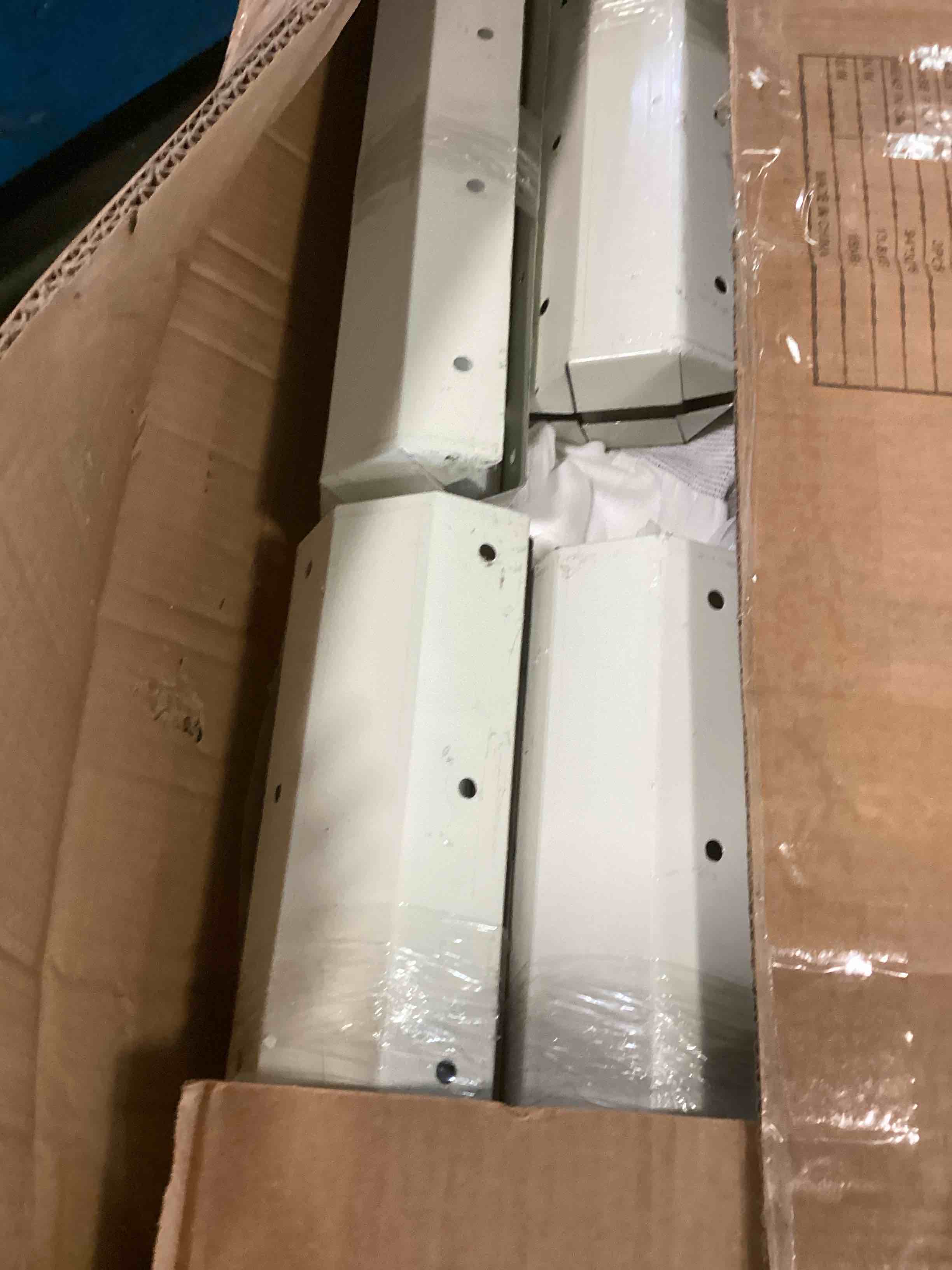 https://s3.amazonaws.com/lotting-images-prod/bidfta/YEL6215858_1714067856107.jpeg
