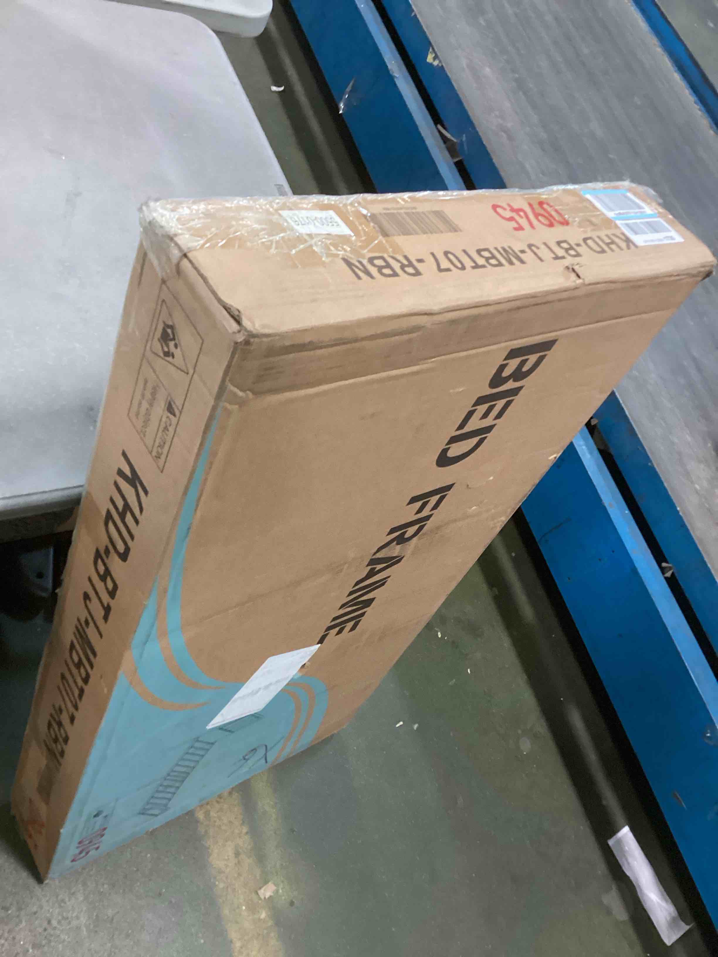 https://s3.amazonaws.com/lotting-images-prod/bidfta/YEL6215979_1714137733286.jpeg
