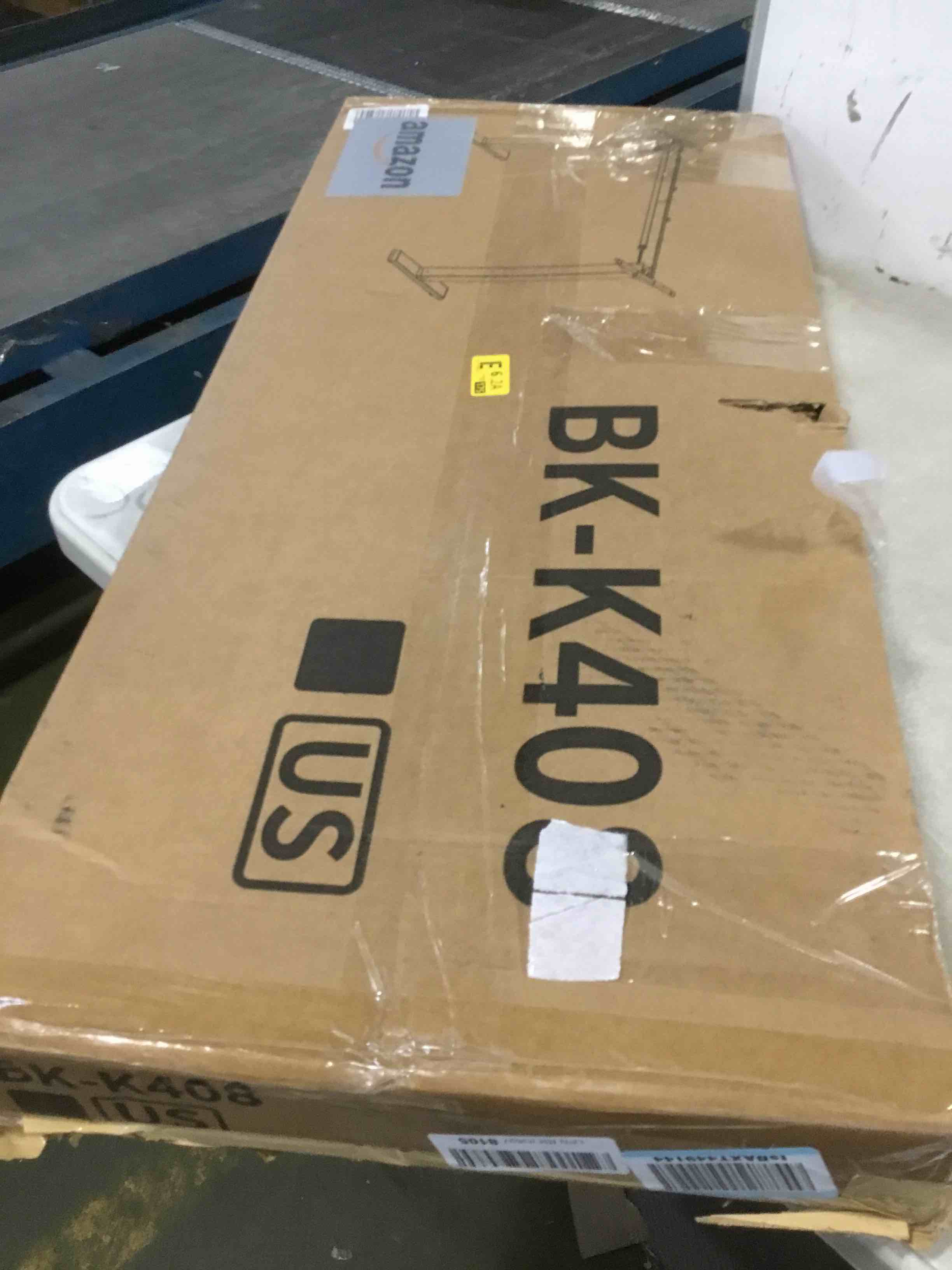 https://s3.amazonaws.com/lotting-images-prod/bidfta/YEL6217075_1713447541844.jpeg
