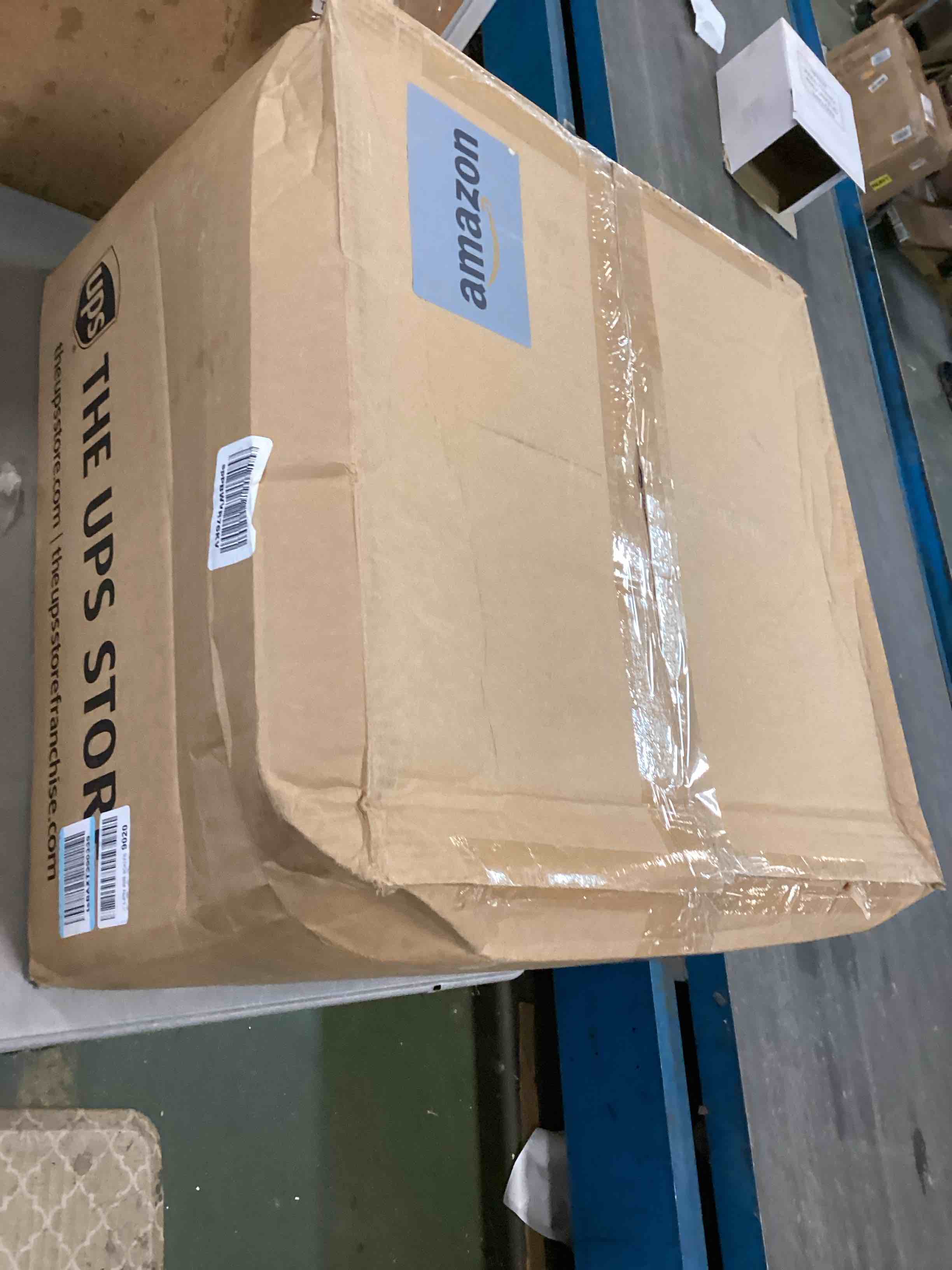 https://s3.amazonaws.com/lotting-images-prod/bidfta/YEL6218523_1713460547780.jpeg
