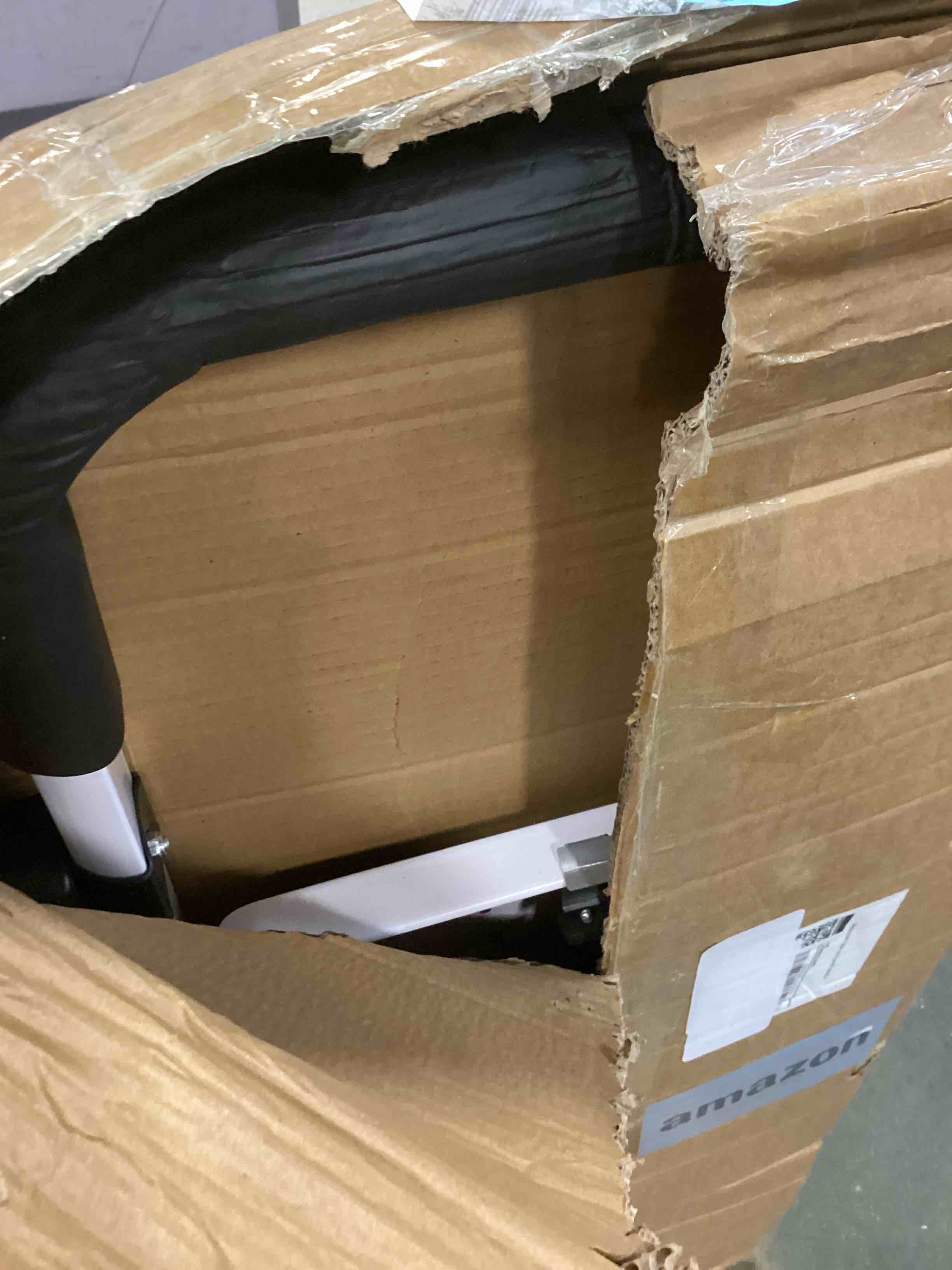 https://s3.amazonaws.com/lotting-images-prod/bidfta/YEL6218964_1713801443262.jpeg