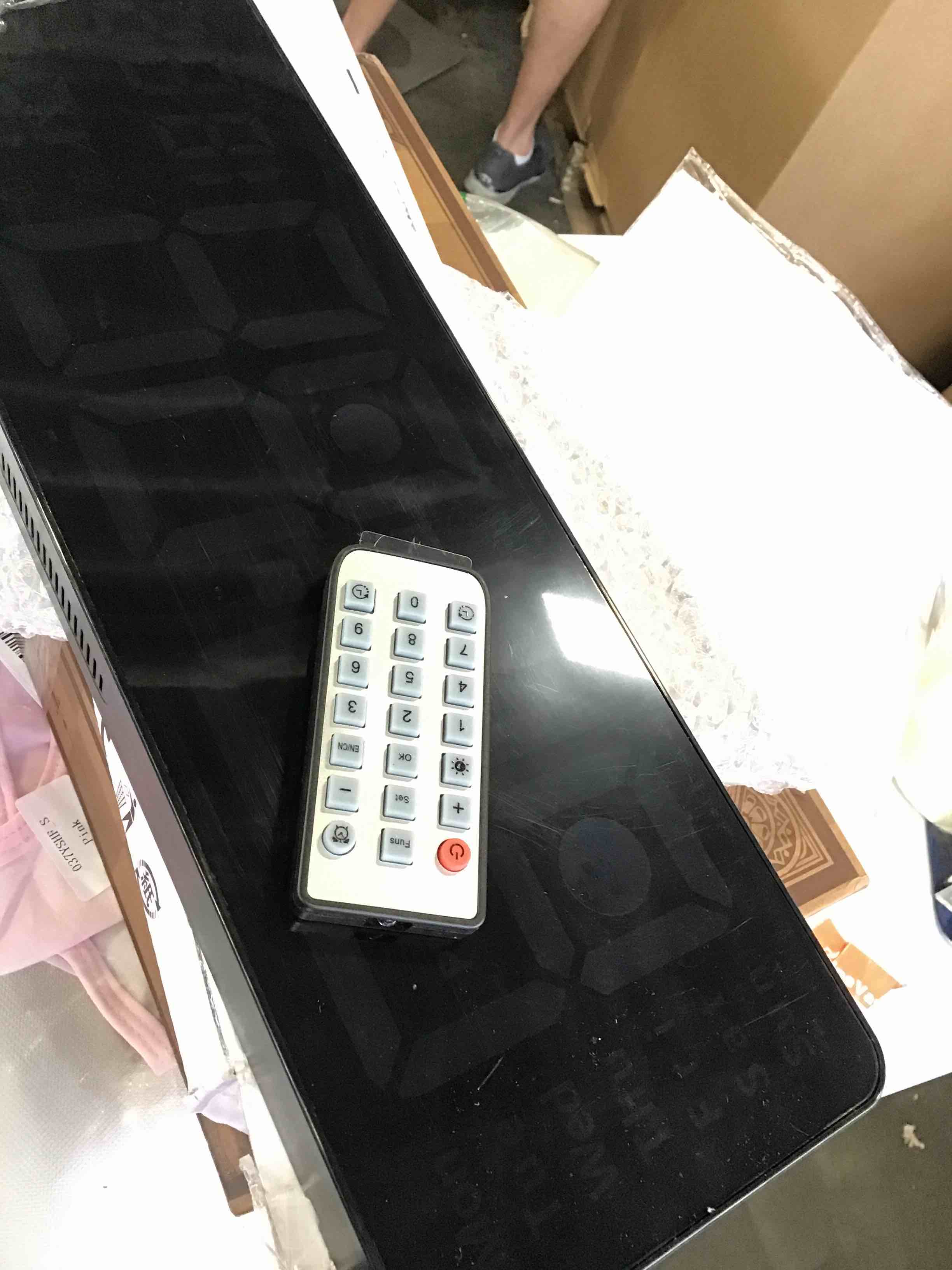 https://s3.amazonaws.com/lotting-images-prod/bidfta/YEL6219611_1713366819505.jpeg