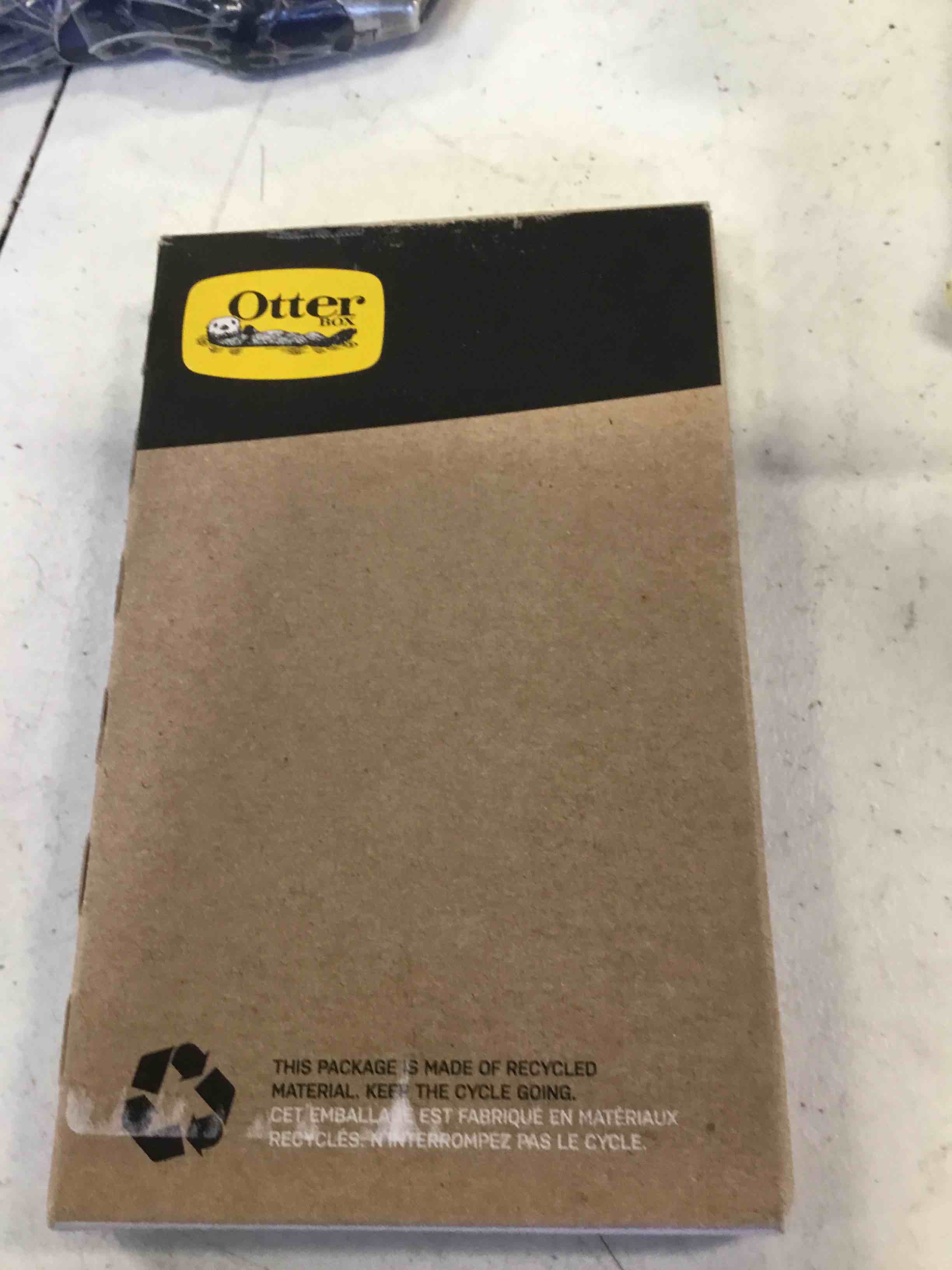 https://s3.amazonaws.com/lotting-images-prod/bidfta/YEL6220239_1713791385640.jpeg