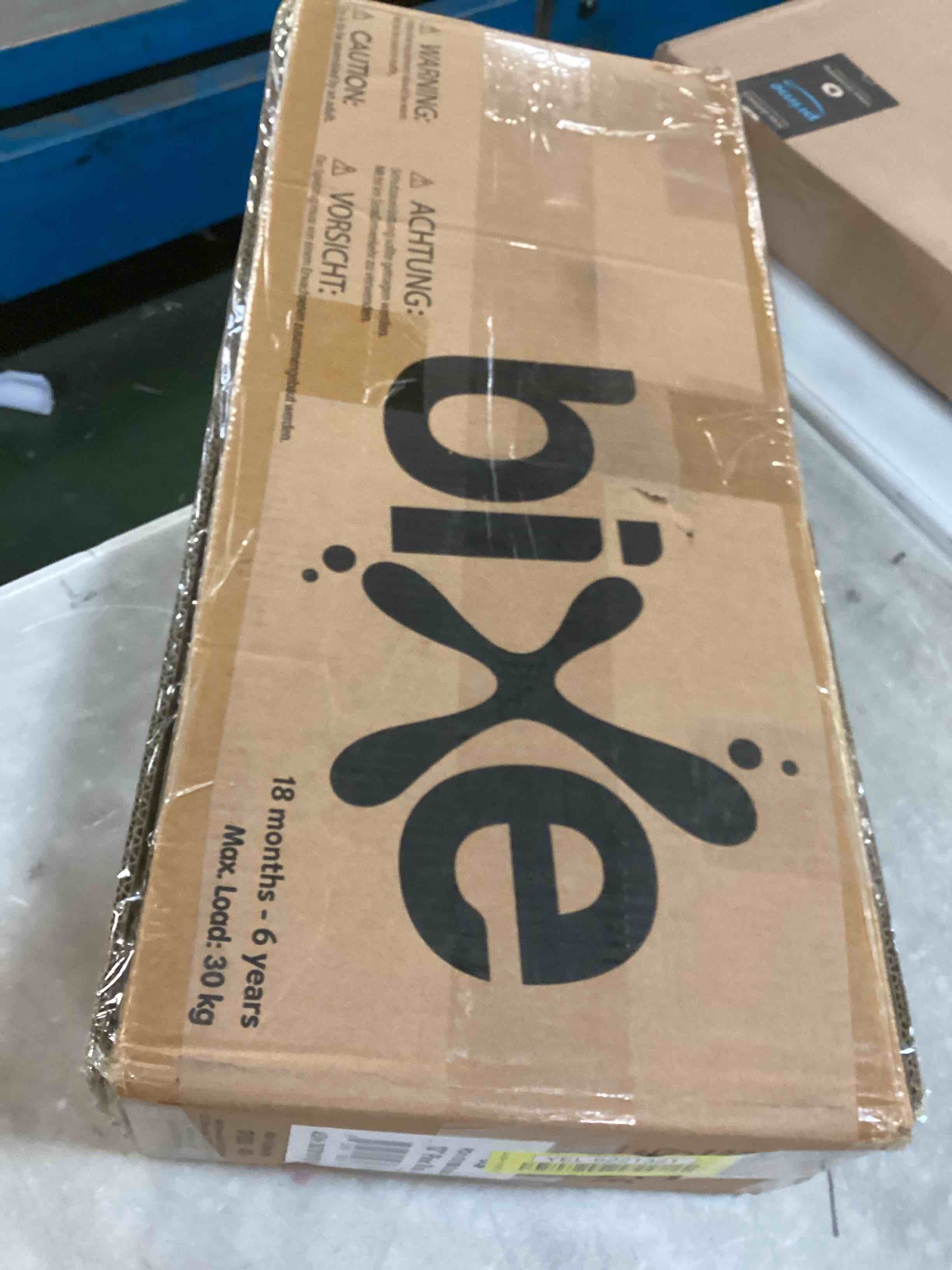 https://s3.amazonaws.com/lotting-images-prod/bidfta/YEL6221321_1713536885181.jpeg