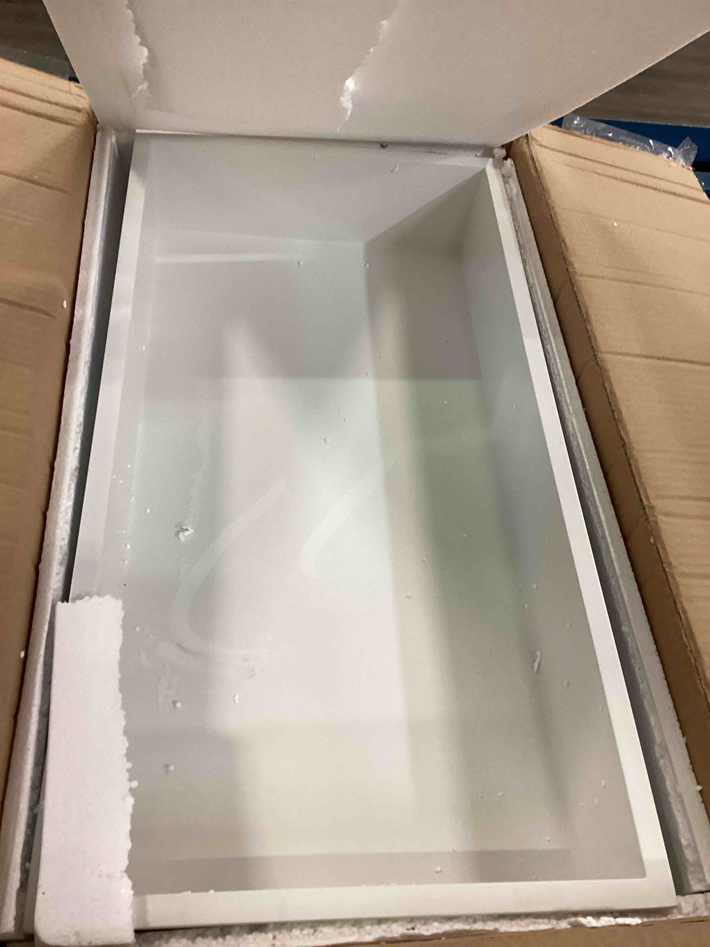 https://s3.amazonaws.com/lotting-images-prod/bidfta/YEL6222062_1714050994703.jpeg