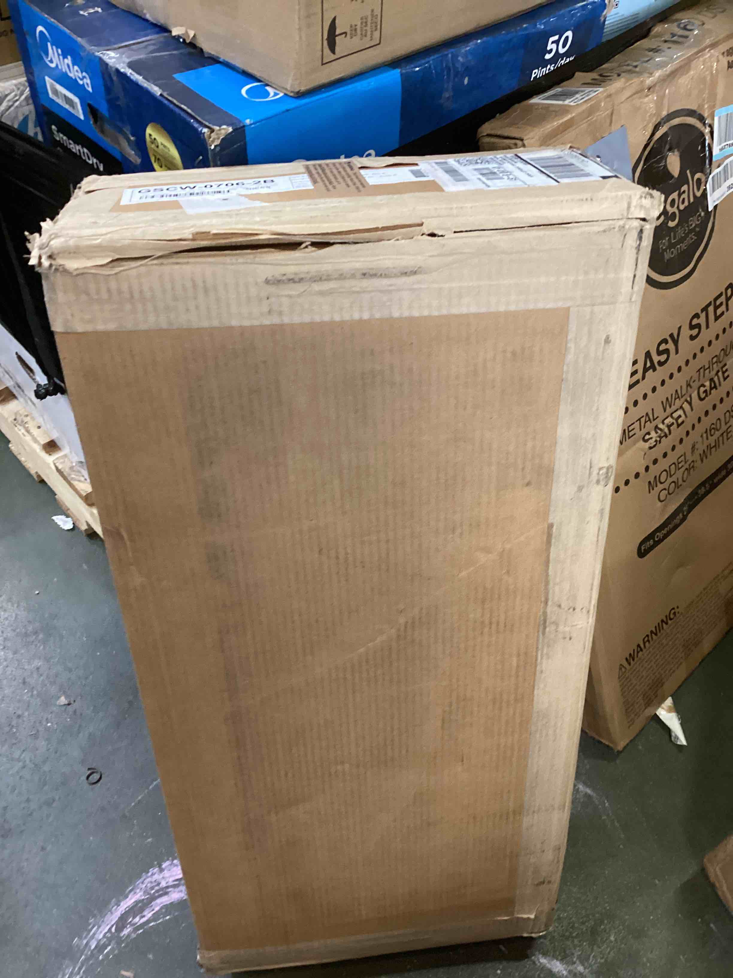 https://s3.amazonaws.com/lotting-images-prod/bidfta/YEL6222382_1714159305896.jpeg