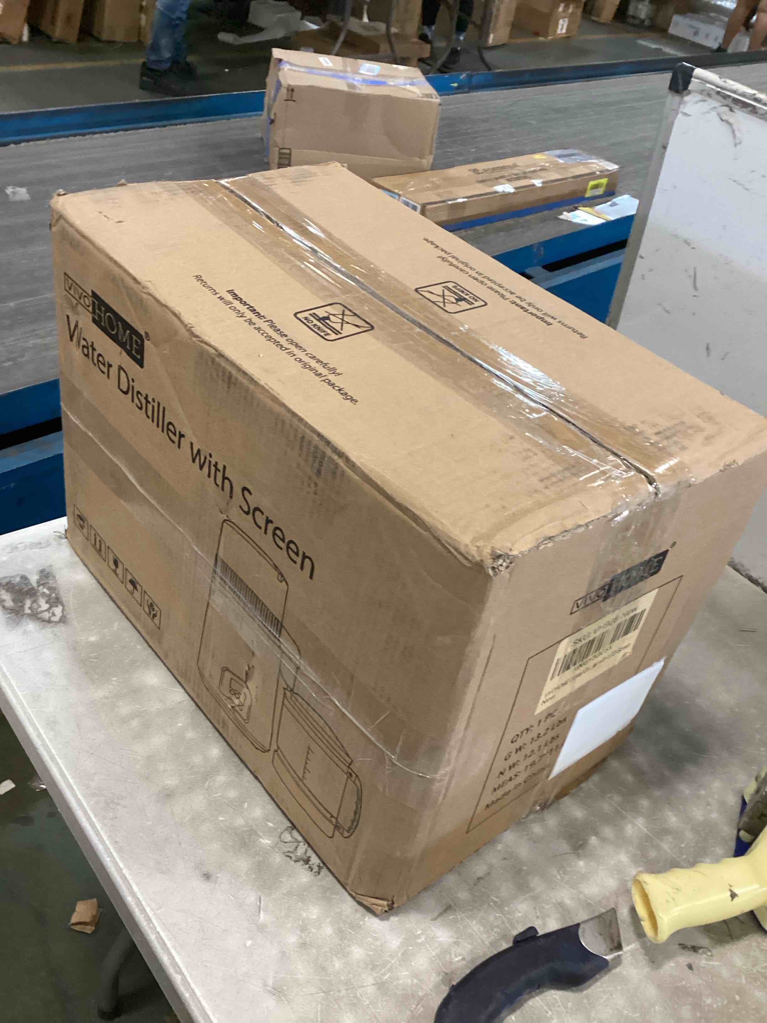 https://s3.amazonaws.com/lotting-images-prod/bidfta/YEL6222734_1713452285890.jpeg