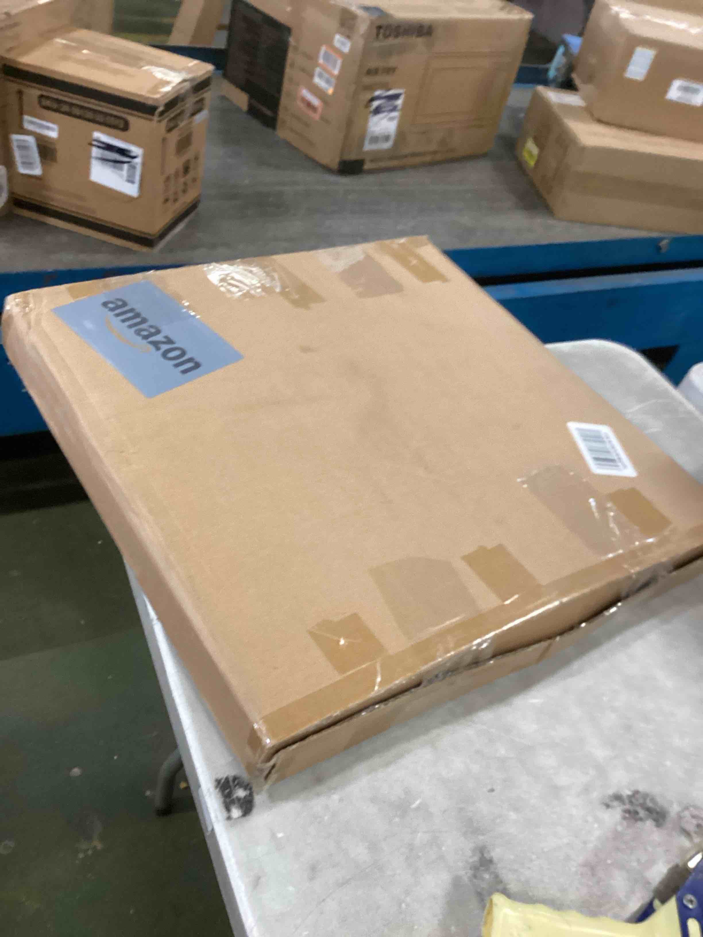 https://s3.amazonaws.com/lotting-images-prod/bidfta/YEL6222983_1713789798712.jpeg