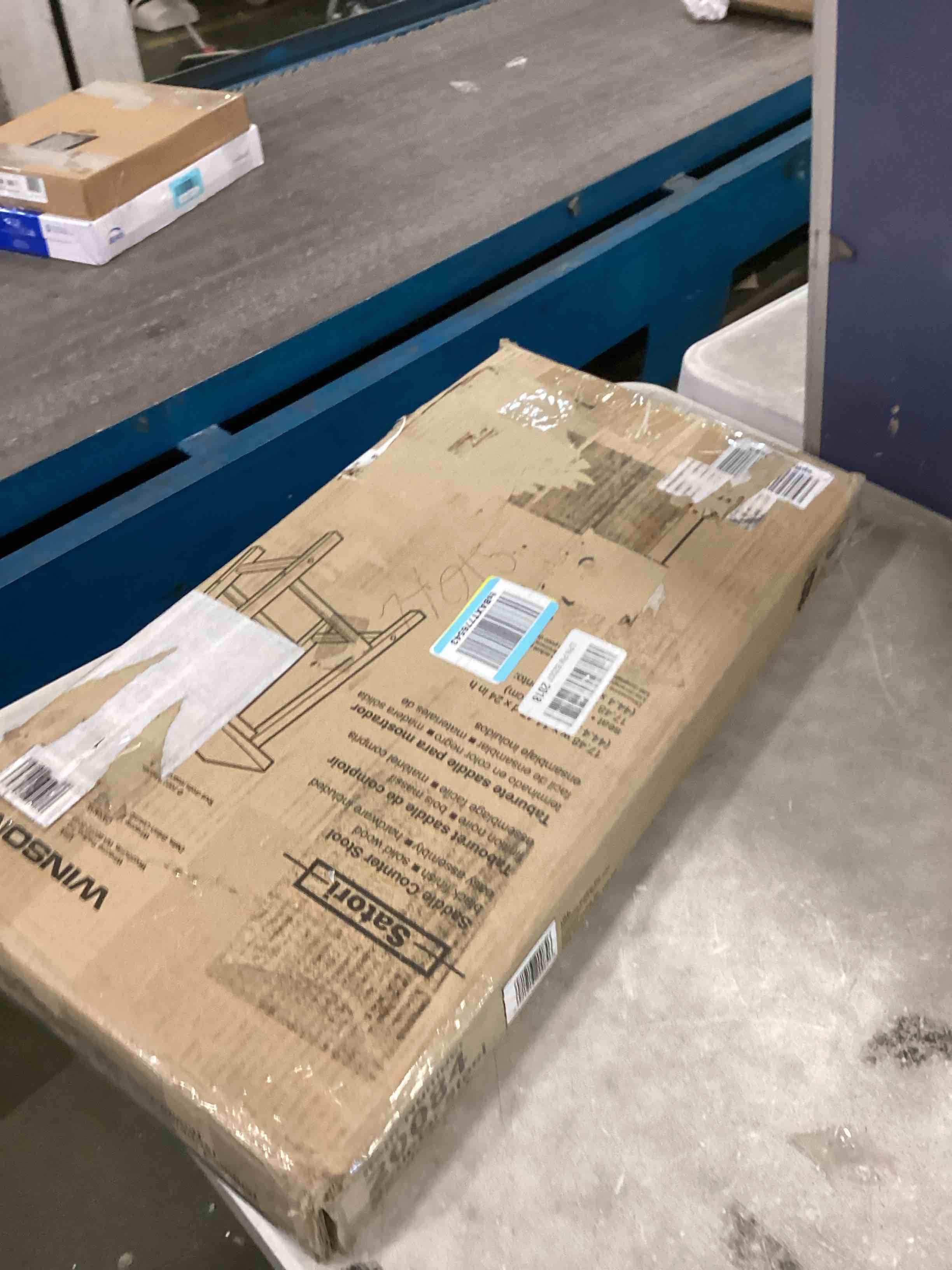 https://s3.amazonaws.com/lotting-images-prod/bidfta/YEL6223075_1713798426430.jpeg