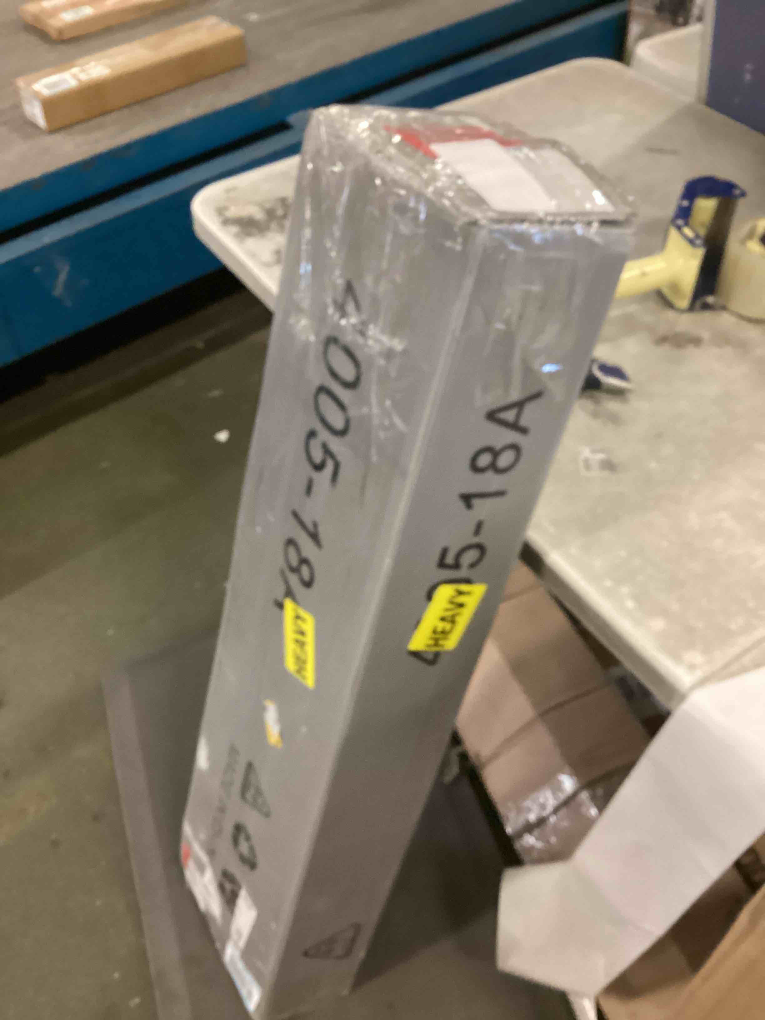 https://s3.amazonaws.com/lotting-images-prod/bidfta/YEL6223079_1713798857226.jpeg