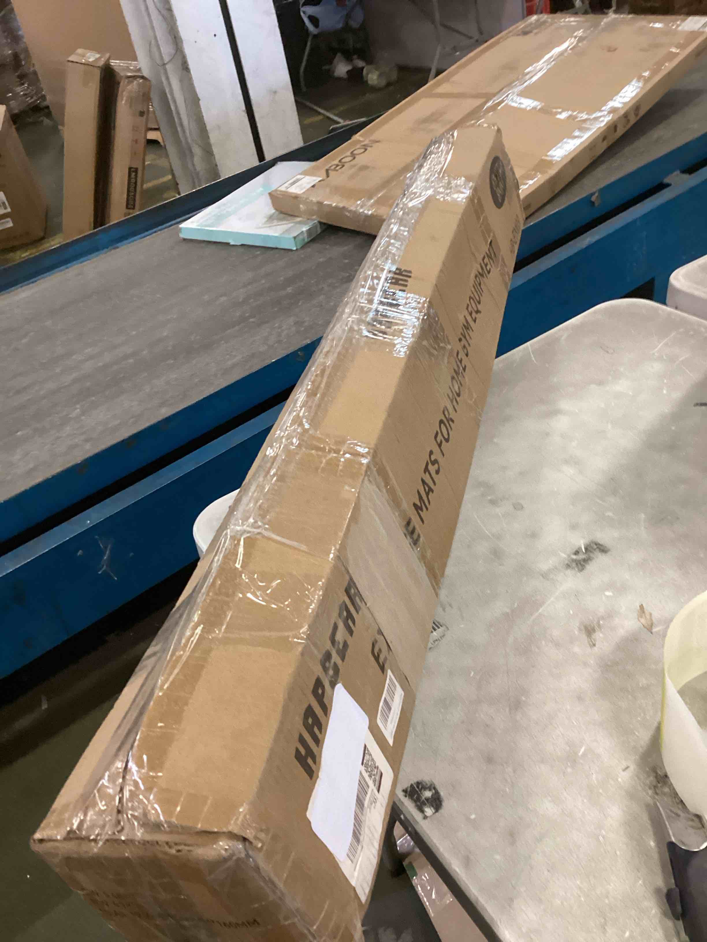 https://s3.amazonaws.com/lotting-images-prod/bidfta/YEL6223087_1713799502356.jpeg