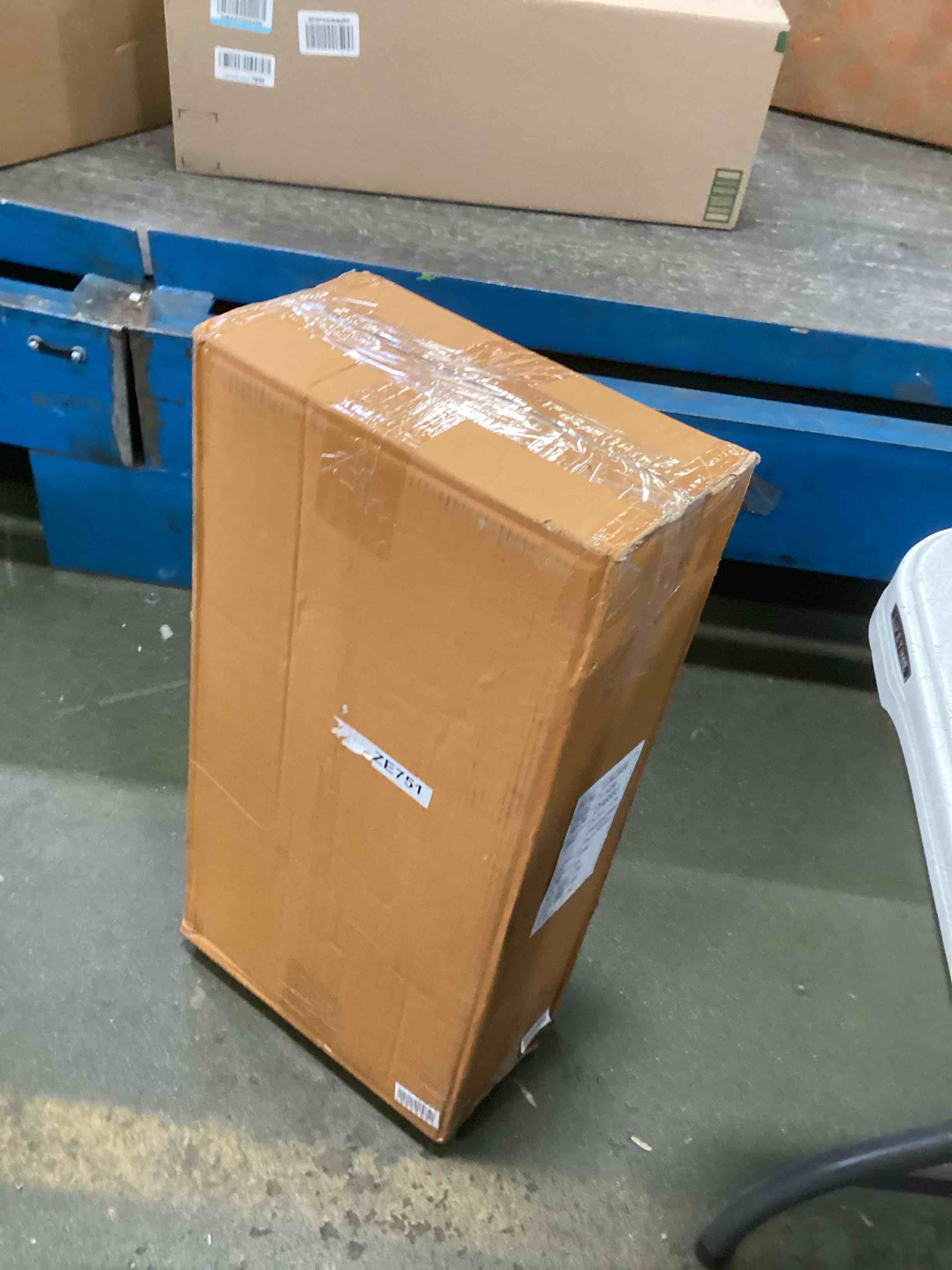 https://s3.amazonaws.com/lotting-images-prod/bidfta/YEL6223649_1713964090822.jpeg