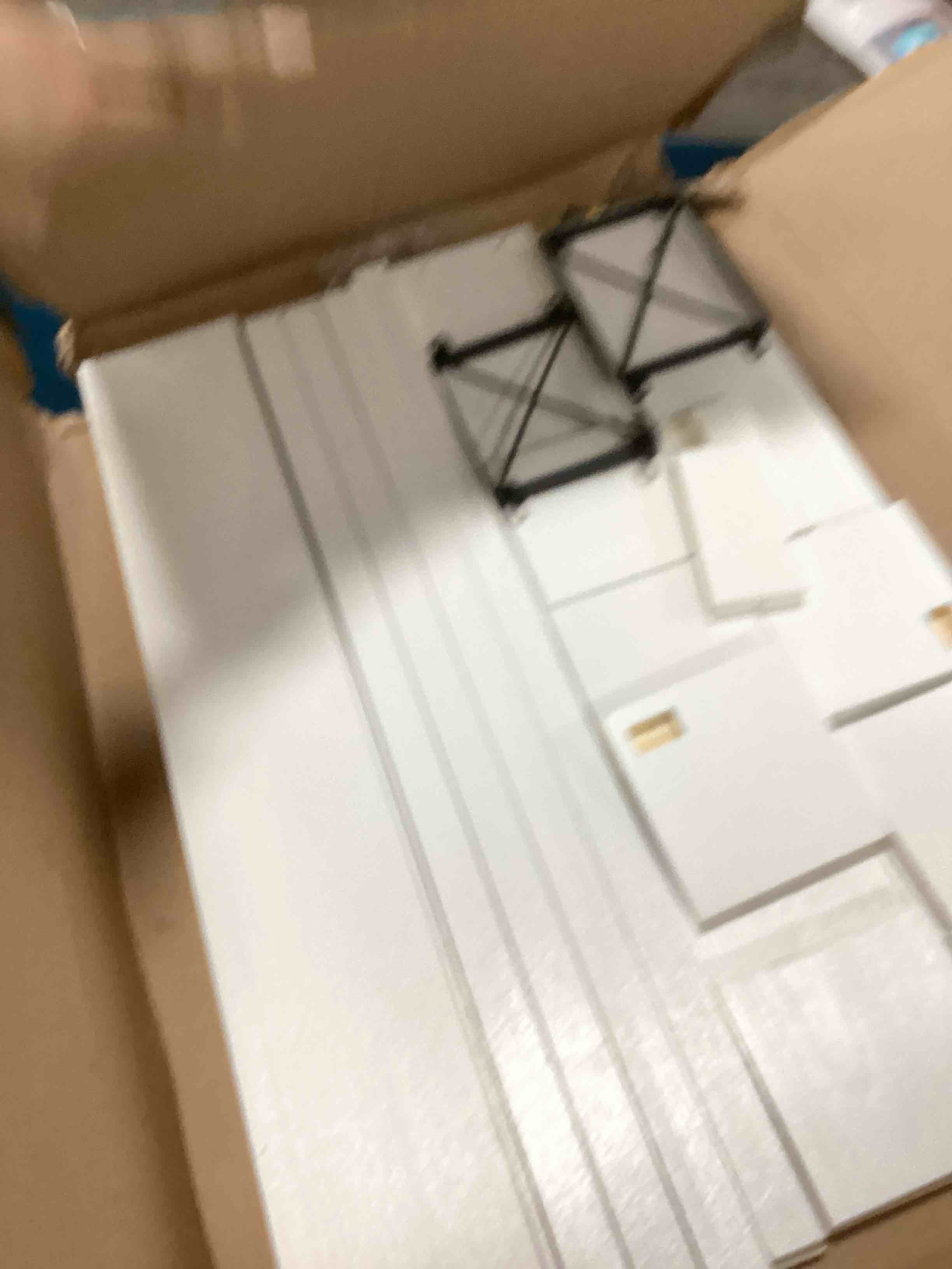 https://s3.amazonaws.com/lotting-images-prod/bidfta/YEL6223655_1713964774534.jpeg