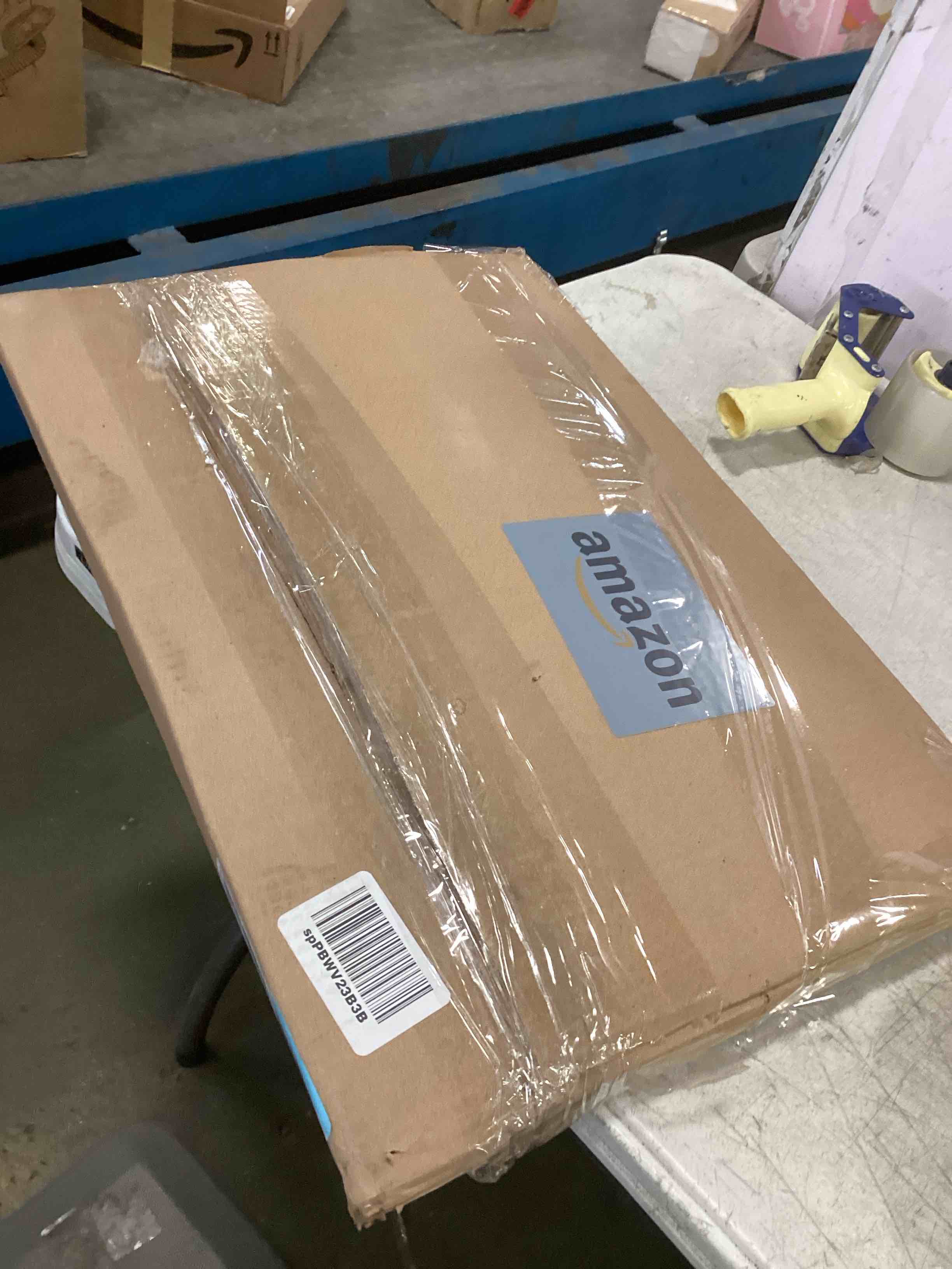 https://s3.amazonaws.com/lotting-images-prod/bidfta/YEL6223655_1713964808717.jpeg