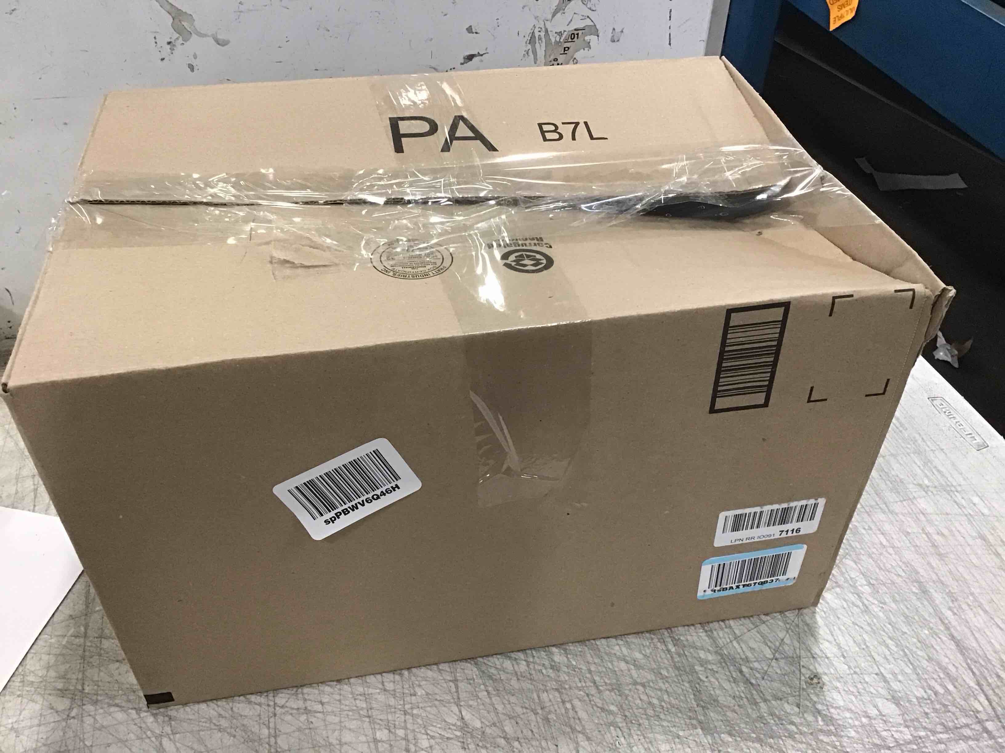 https://s3.amazonaws.com/lotting-images-prod/bidfta/YEL6248027_1714400556045.jpeg