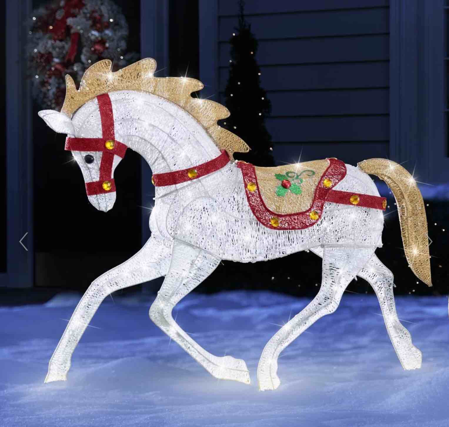 The Twinkling Lawn Sculpture ( Stallion )