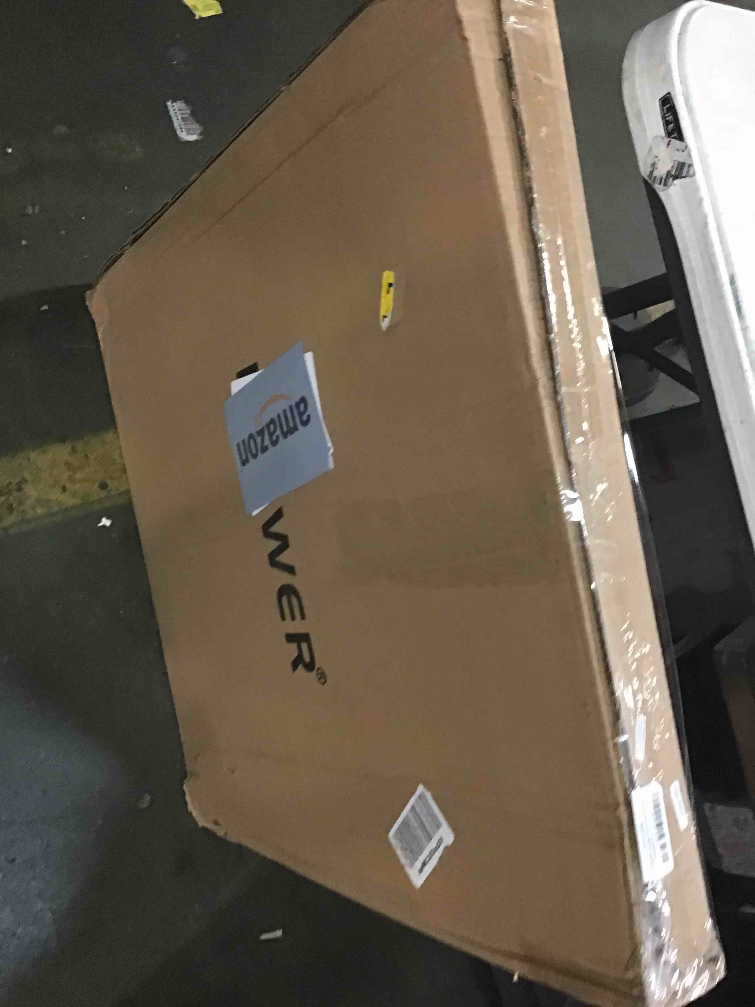 https://s3.amazonaws.com/lotting-images-prod/bidfta/YEL6249669_1714390905975.jpeg