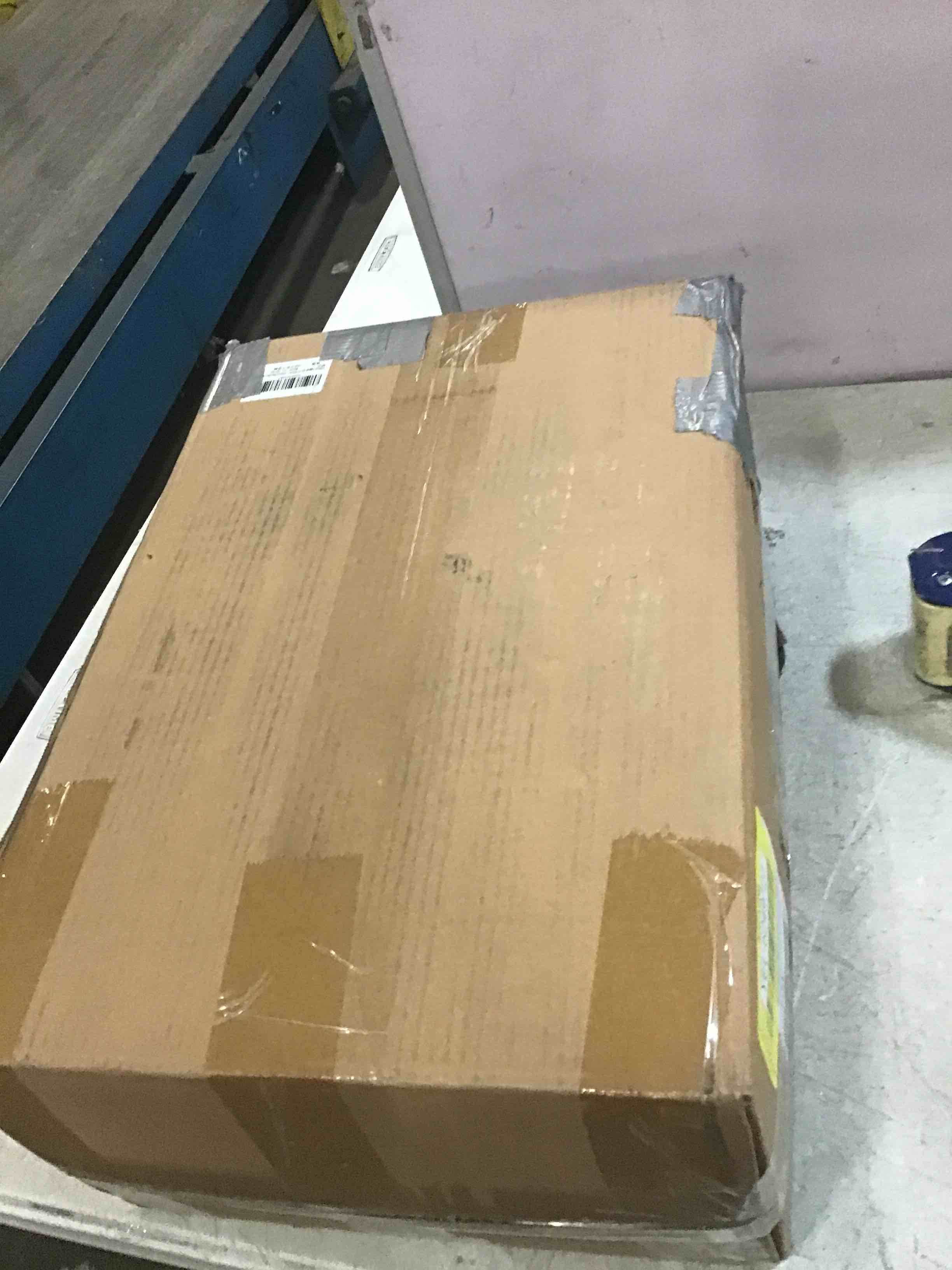 https://s3.amazonaws.com/lotting-images-prod/bidfta/YEL6249727_1714394321629.jpeg