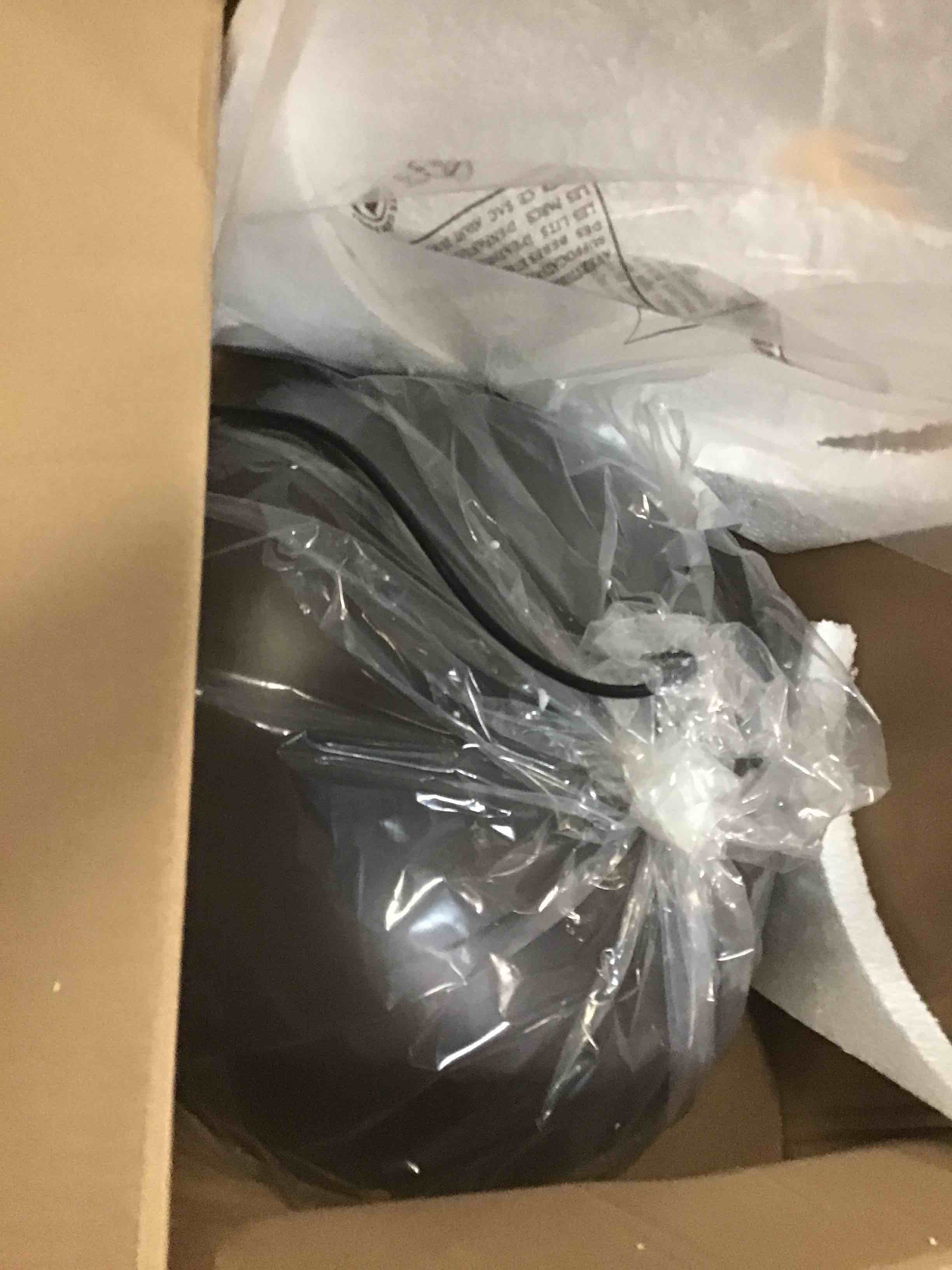 https://s3.amazonaws.com/lotting-images-prod/bidfta/YEL6249768_1714396378108.jpeg