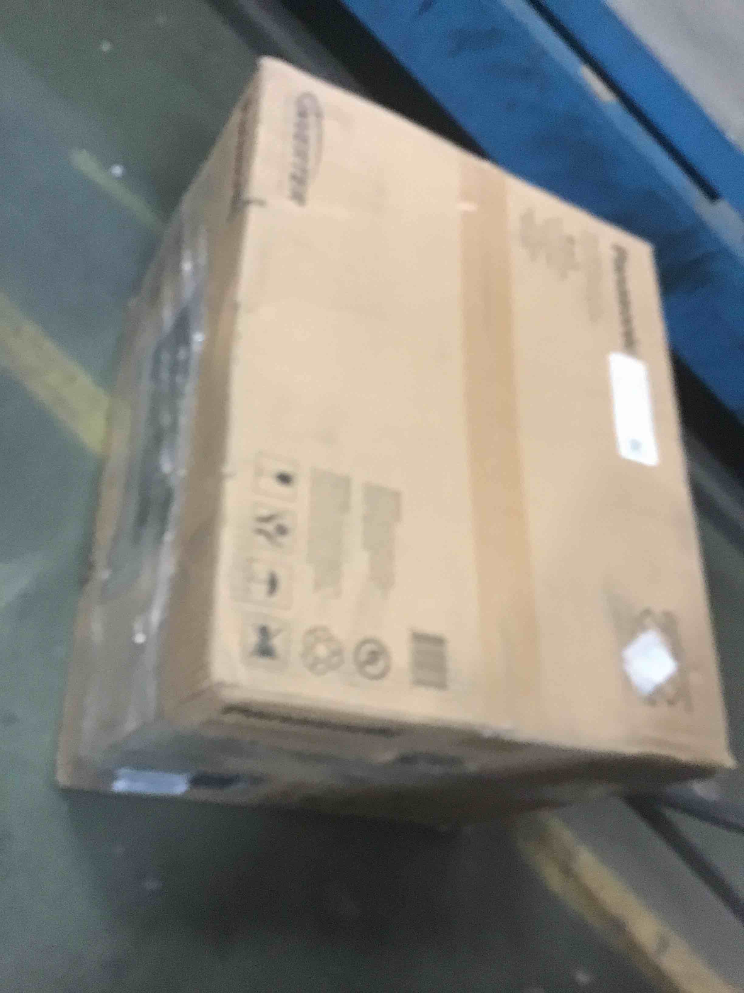 https://s3.amazonaws.com/lotting-images-prod/bidfta/YEL6250032_1714419947901.jpeg