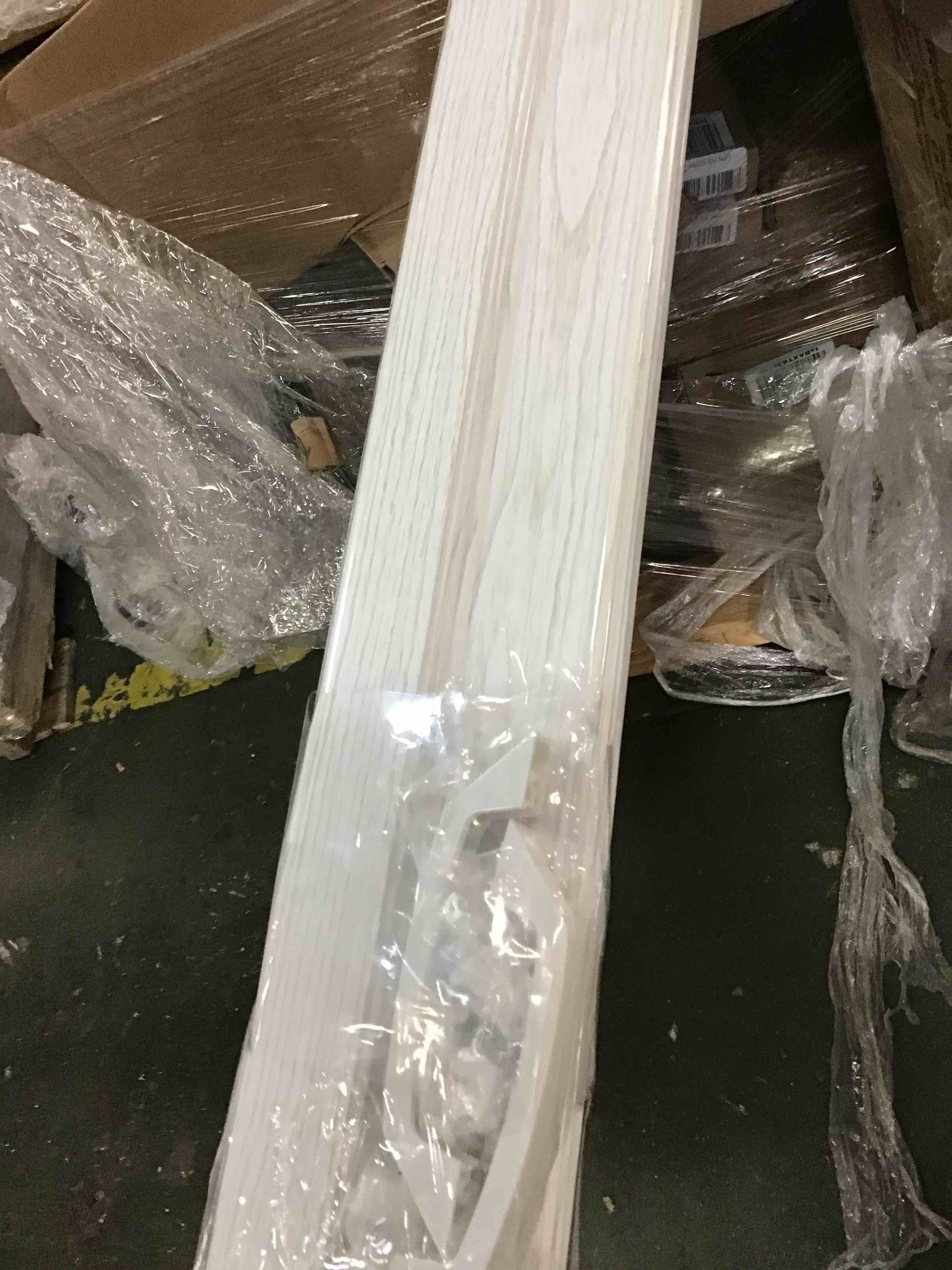 https://s3.amazonaws.com/lotting-images-prod/bidfta/YEL6250313_1714494522571.jpeg
