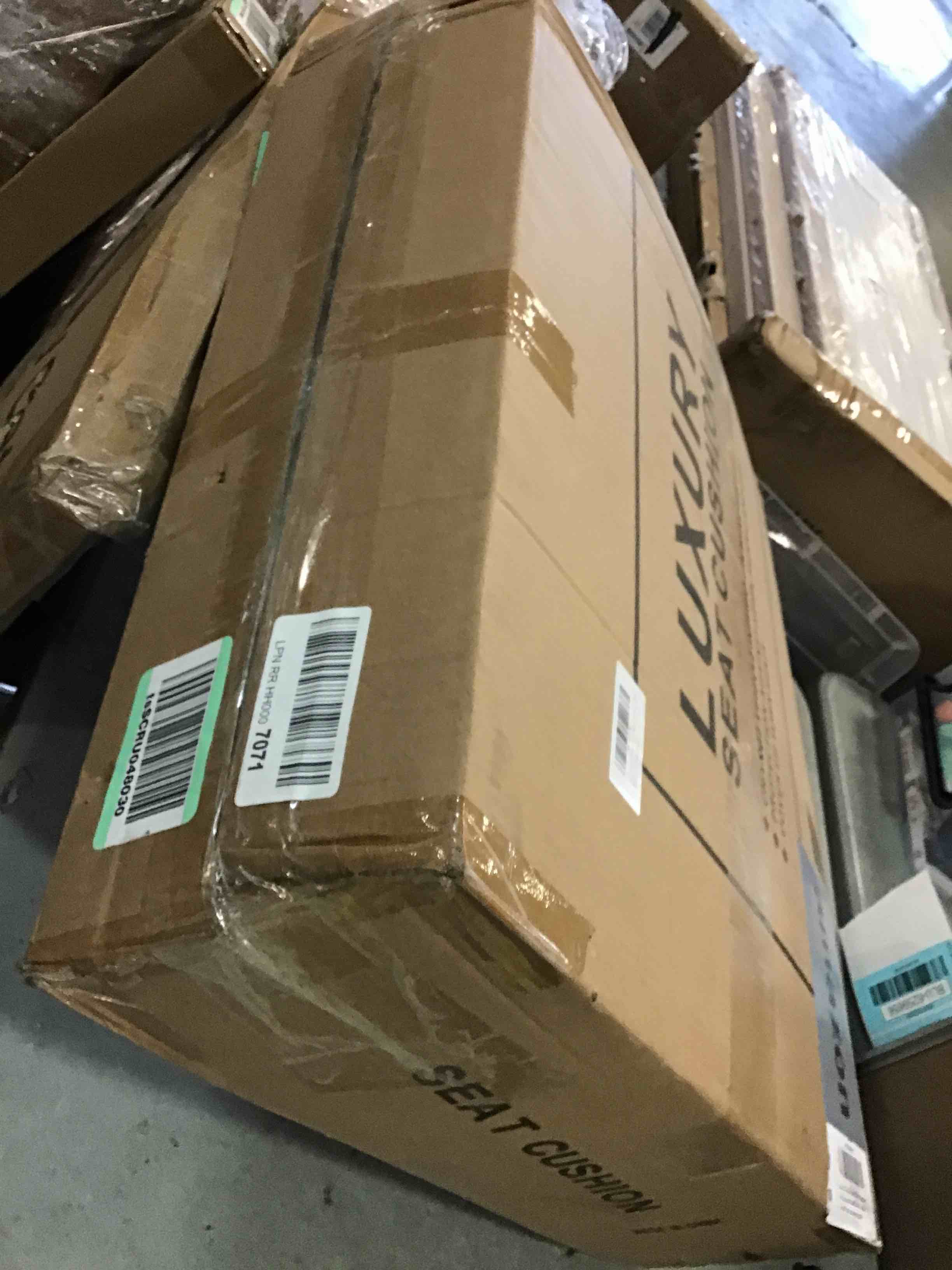 https://s3.amazonaws.com/lotting-images-prod/bidfta/YEL6250474_1714507907223.jpeg