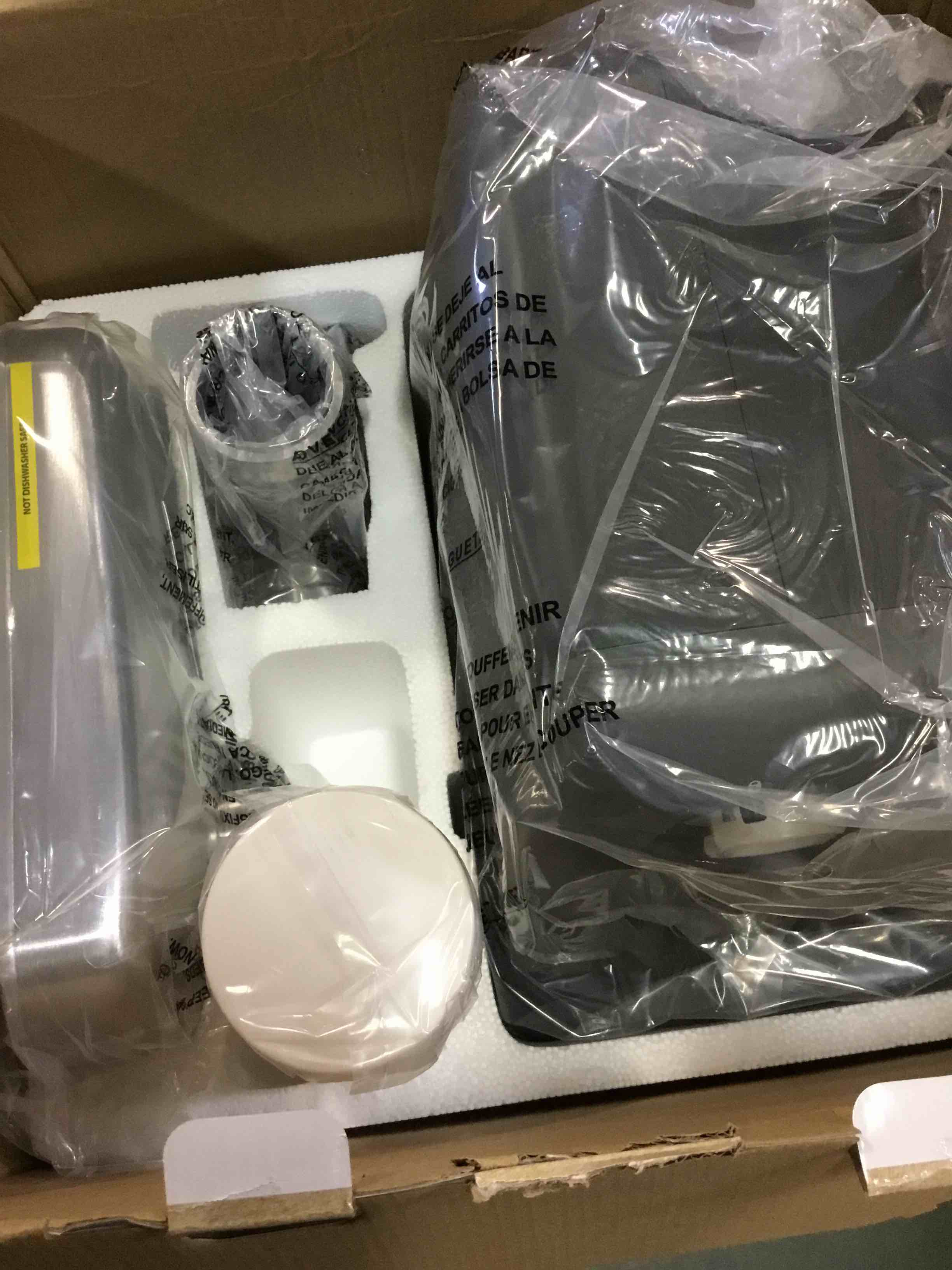 https://s3.amazonaws.com/lotting-images-prod/bidfta/YEL6254303_1714062080917.jpeg