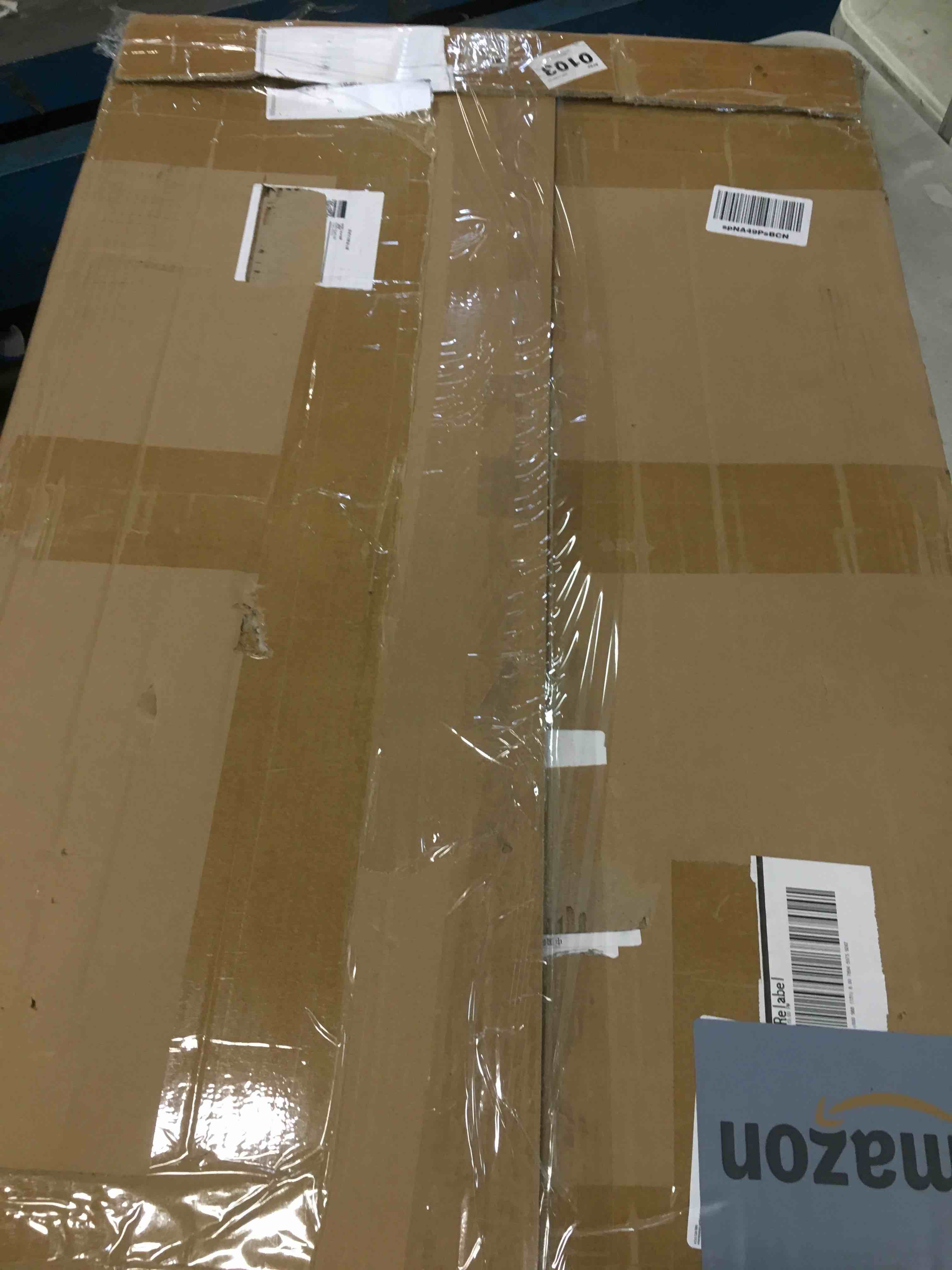 https://s3.amazonaws.com/lotting-images-prod/bidfta/YEL6255217_1714494793753.jpeg