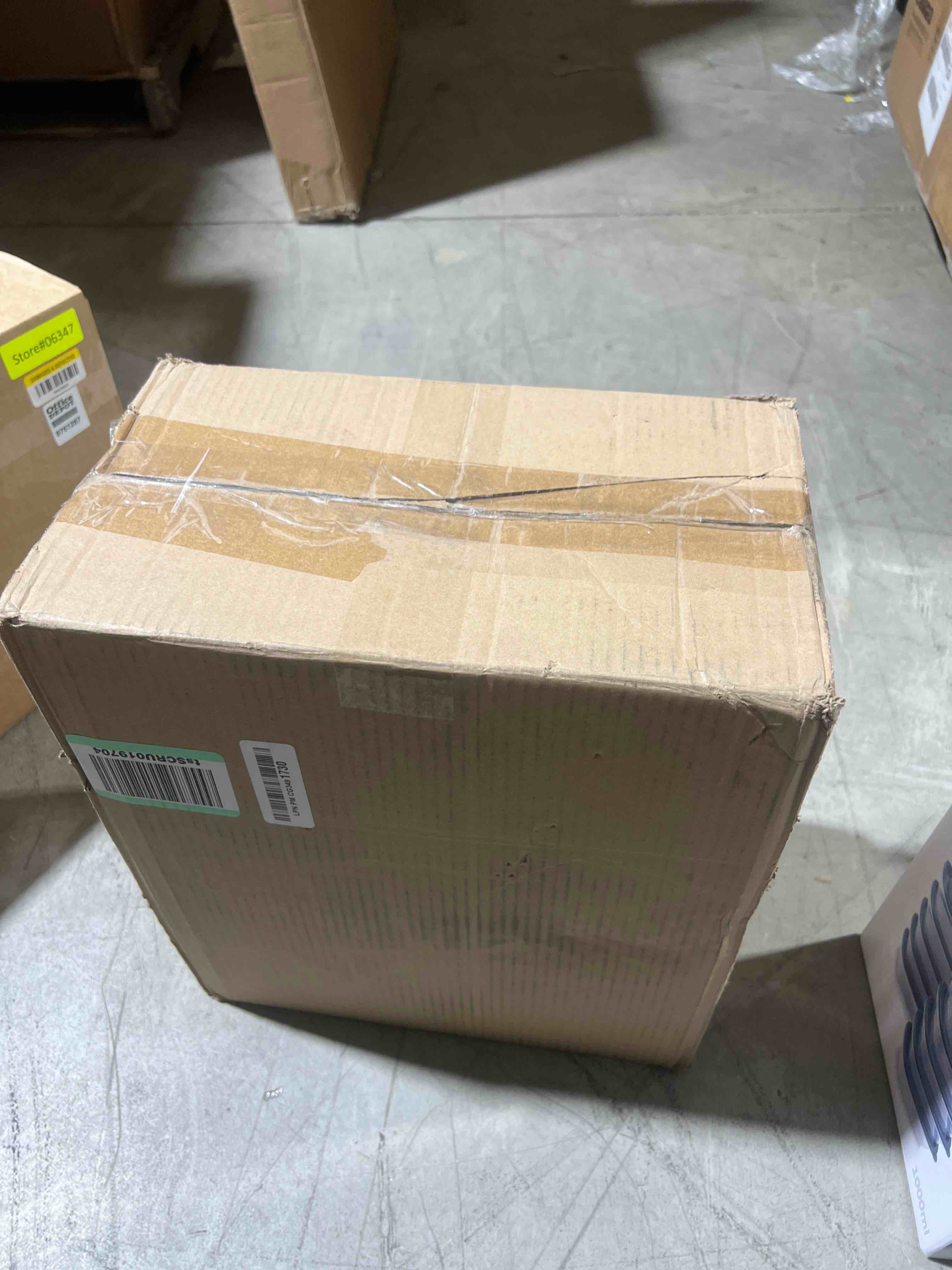 https://s3.amazonaws.com/lotting-images-prod/bidfta/YEL6255750_1715896366254.jpeg