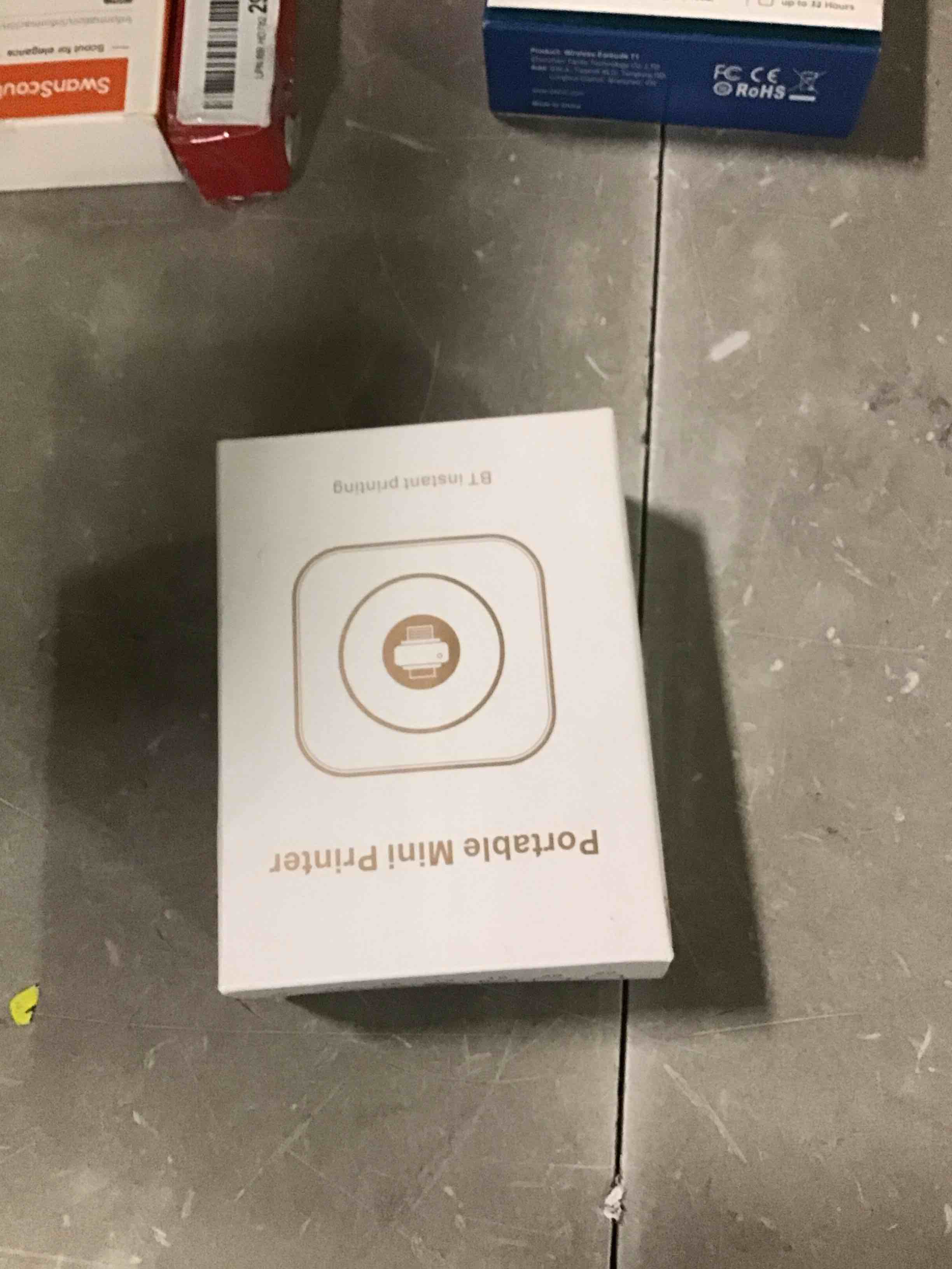 https://s3.amazonaws.com/lotting-images-prod/bidfta/YEL6257727_1715016515514.jpeg