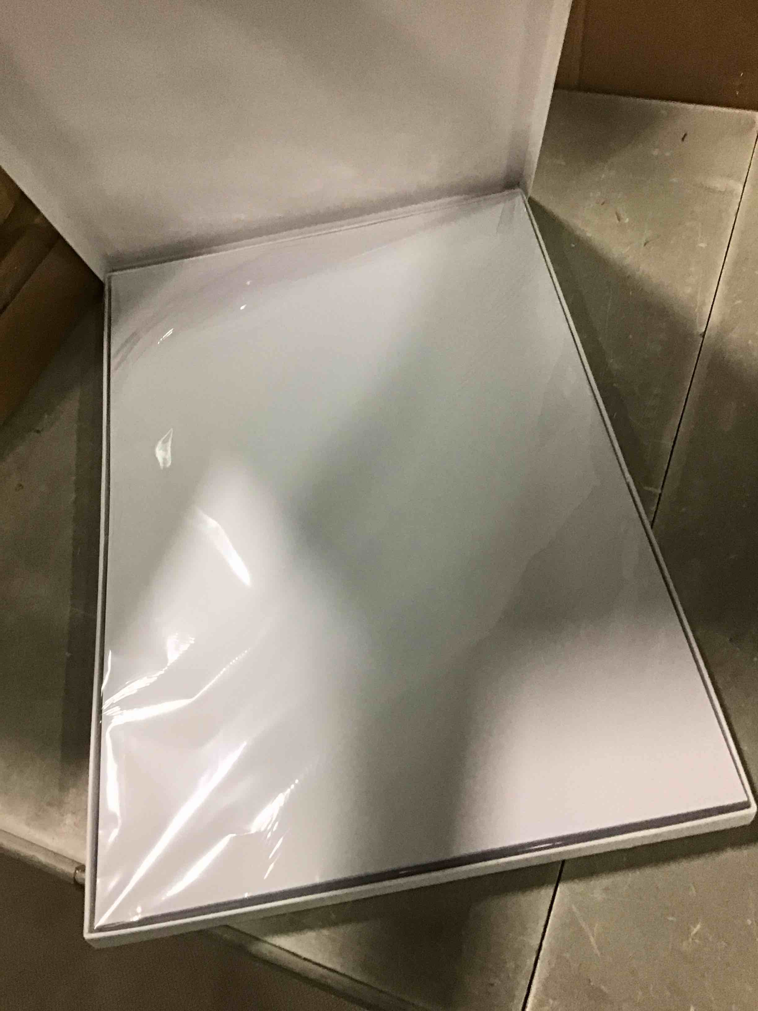 https://s3.amazonaws.com/lotting-images-prod/bidfta/YEL6257851_1715025830166.jpeg