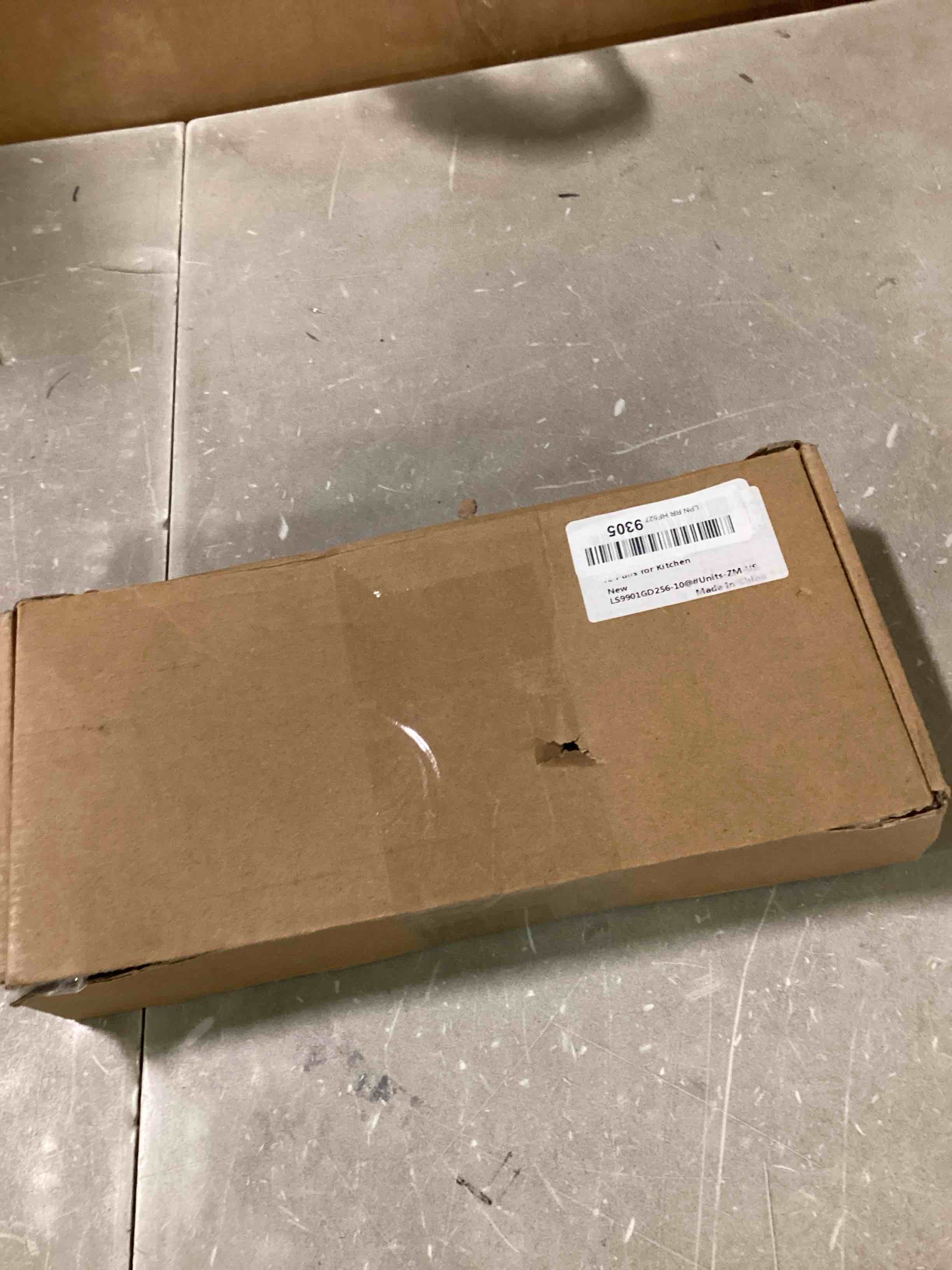 https://s3.amazonaws.com/lotting-images-prod/bidfta/YEL6257898_1715085192902.jpeg