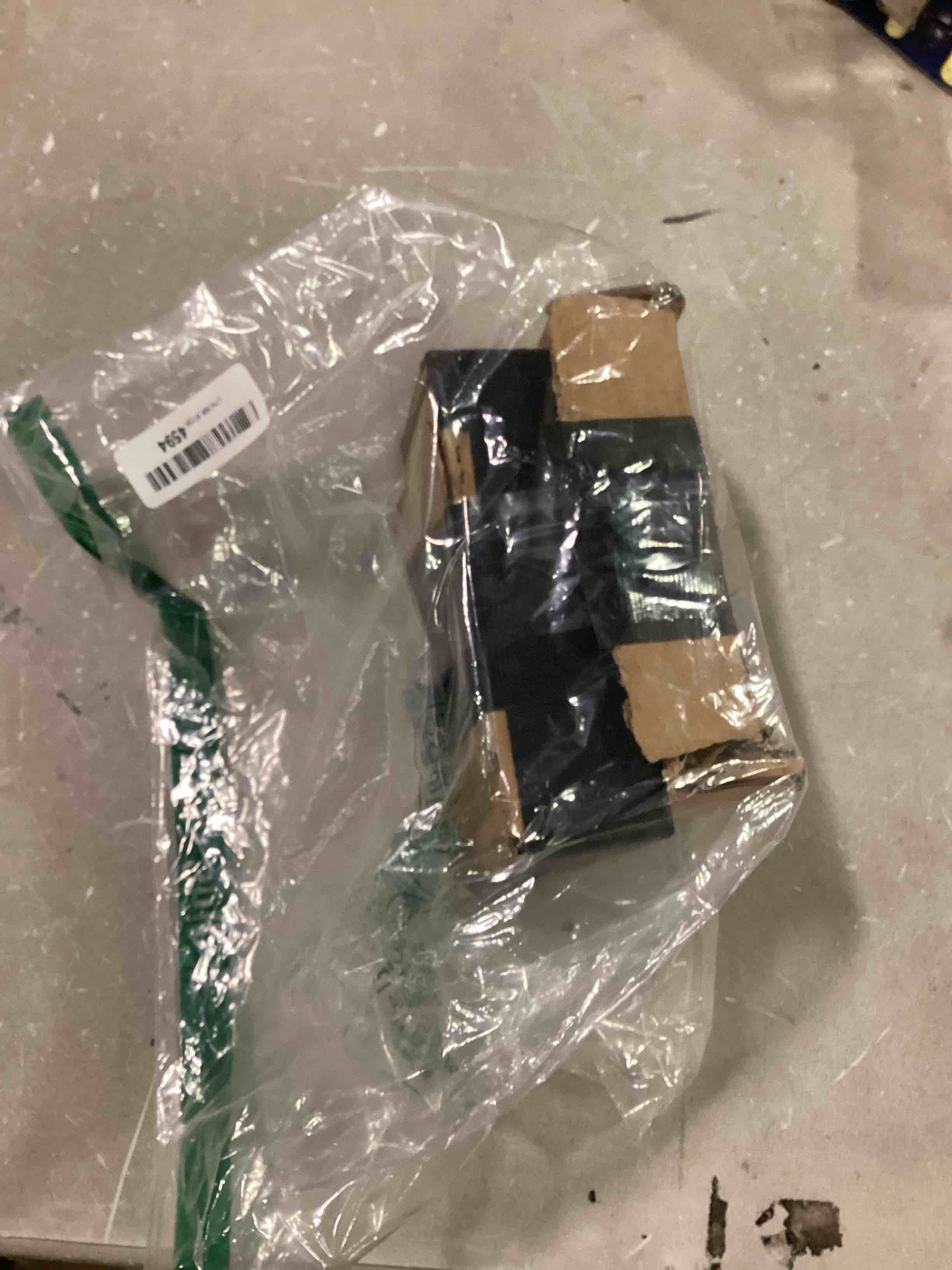 https://s3.amazonaws.com/lotting-images-prod/bidfta/YEL6257992_1715092244729.jpeg