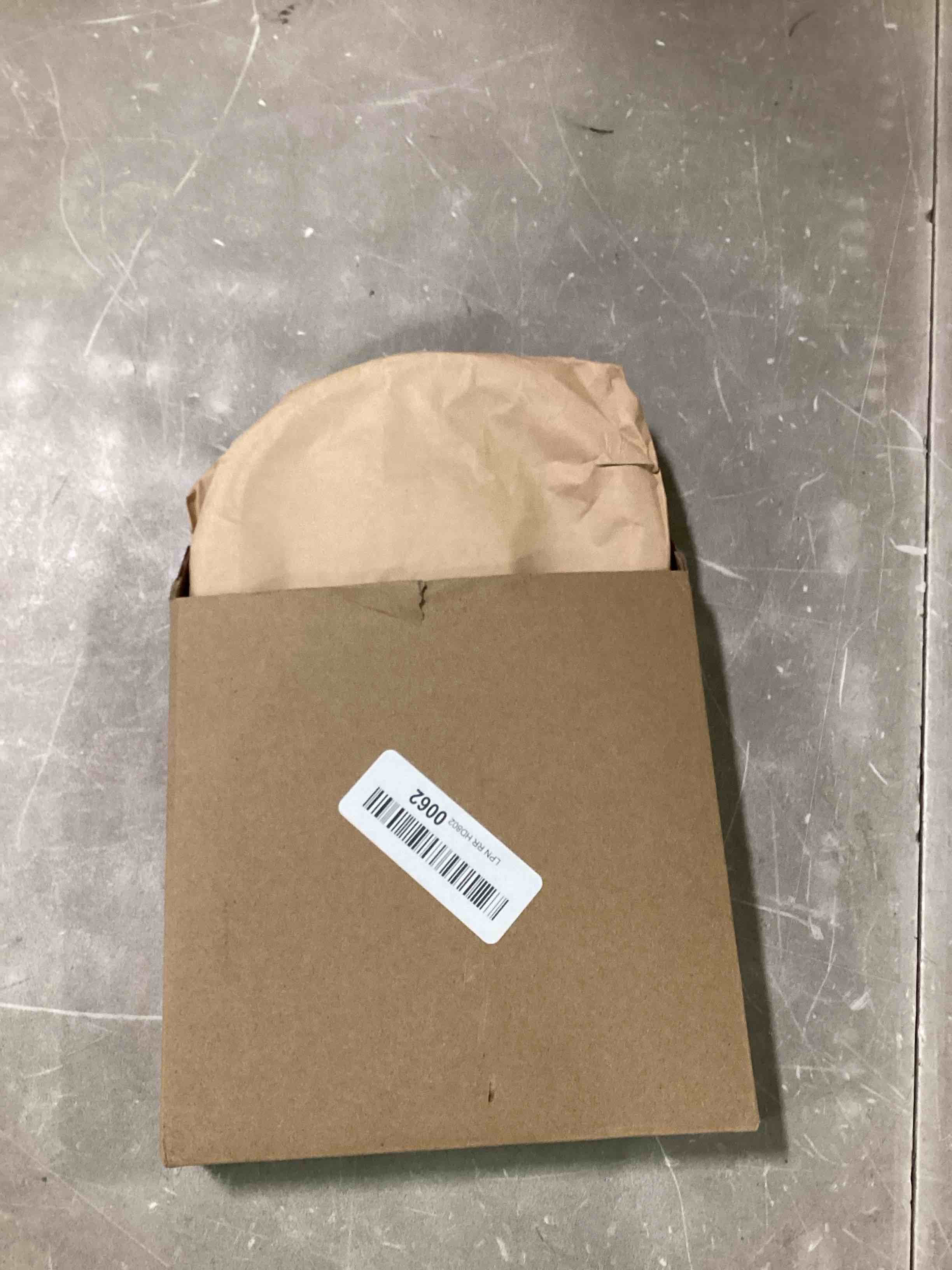 https://s3.amazonaws.com/lotting-images-prod/bidfta/YEL6258243_1715110186627.jpeg