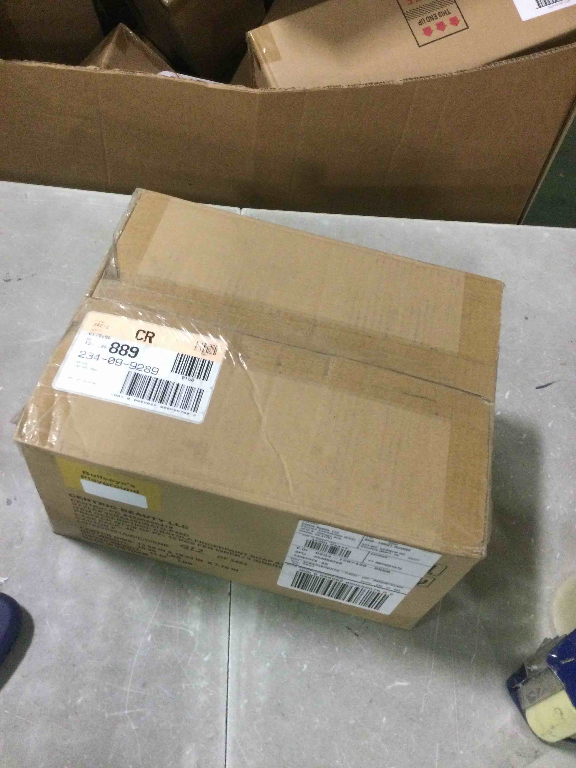 https://s3.amazonaws.com/lotting-images-prod/bidfta/YEL6258438_1715199426010.jpeg