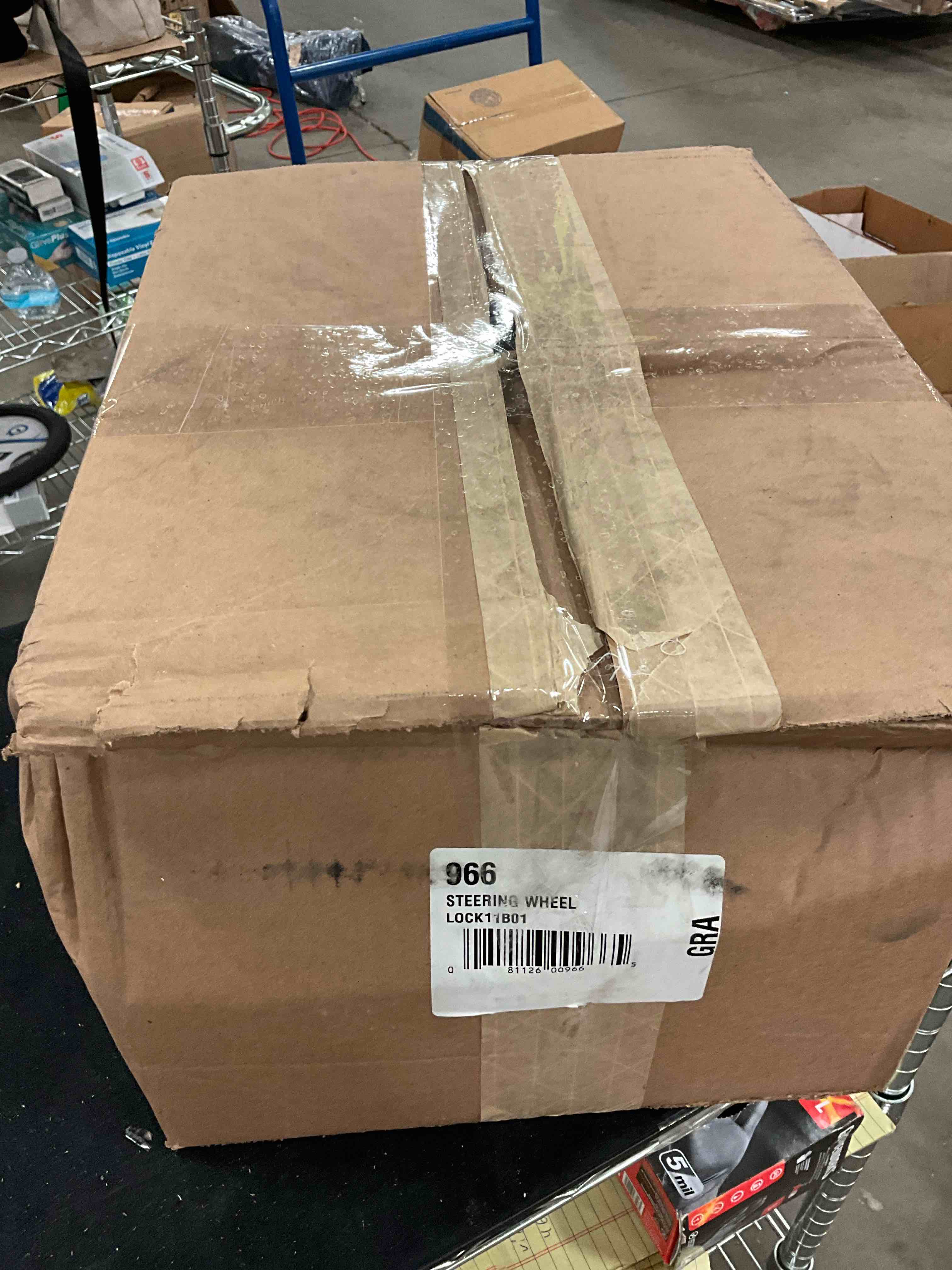 https://s3.amazonaws.com/lotting-images-prod/bidfta/YEL6263112_1716553751987.jpeg