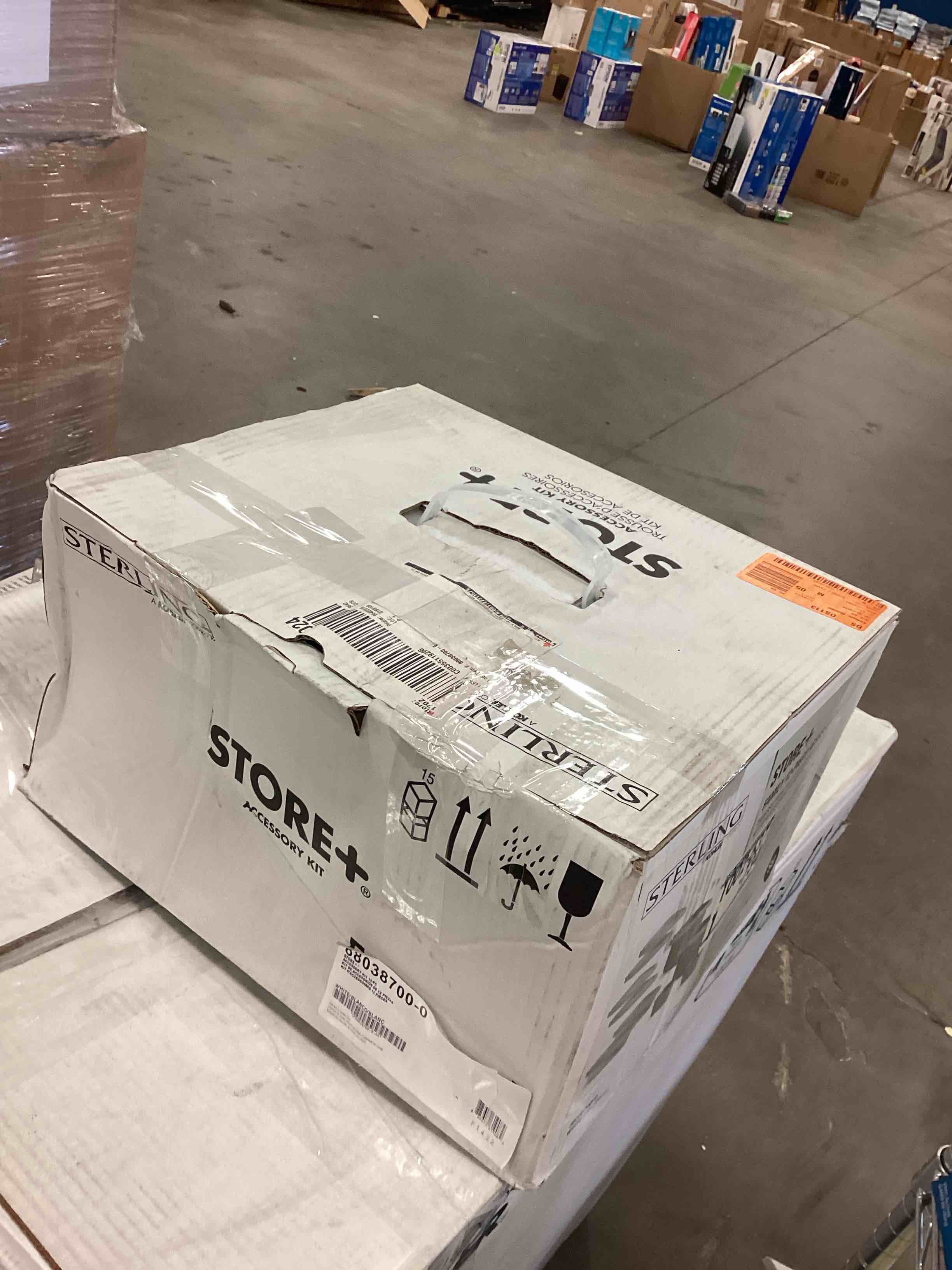 https://s3.amazonaws.com/lotting-images-prod/bidfta/YEL6263600_1717161019975.jpeg