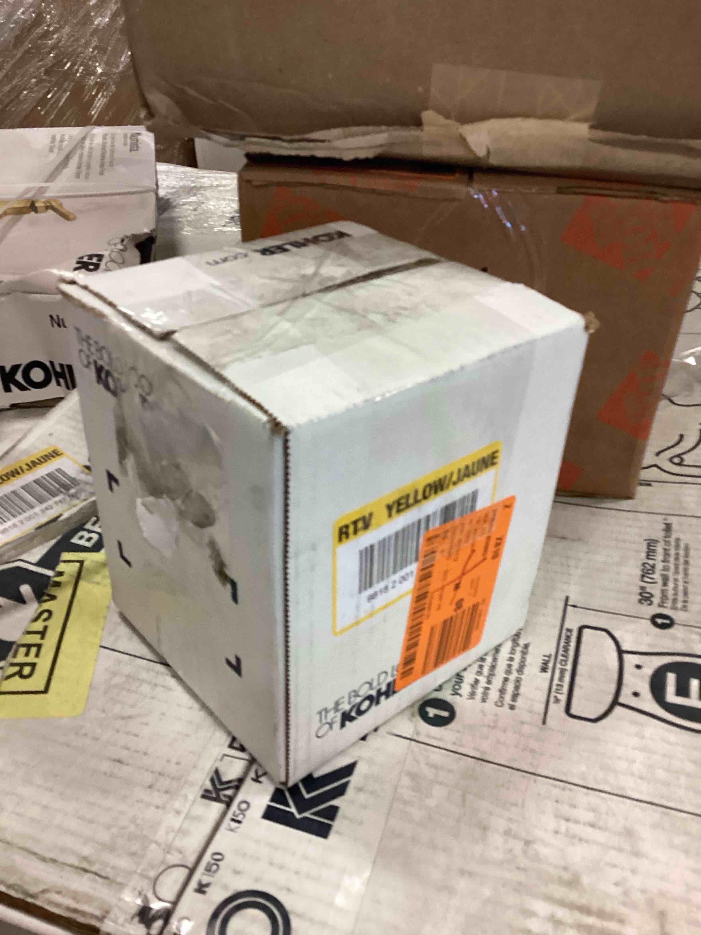 https://s3.amazonaws.com/lotting-images-prod/bidfta/YEL6263798_1717162575534.jpeg