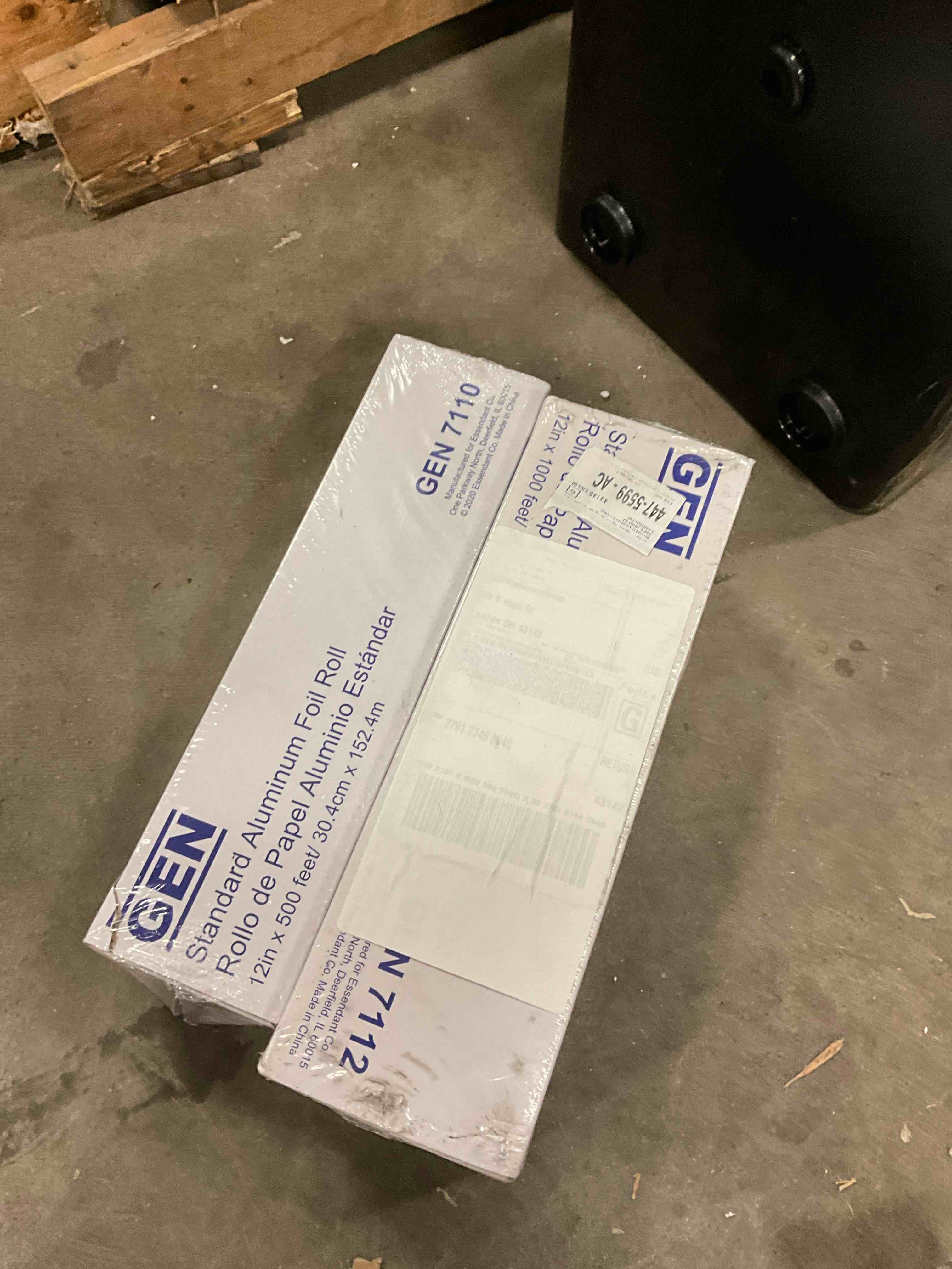 https://s3.amazonaws.com/lotting-images-prod/bidfta/YEL6268347_1717599087668.jpeg