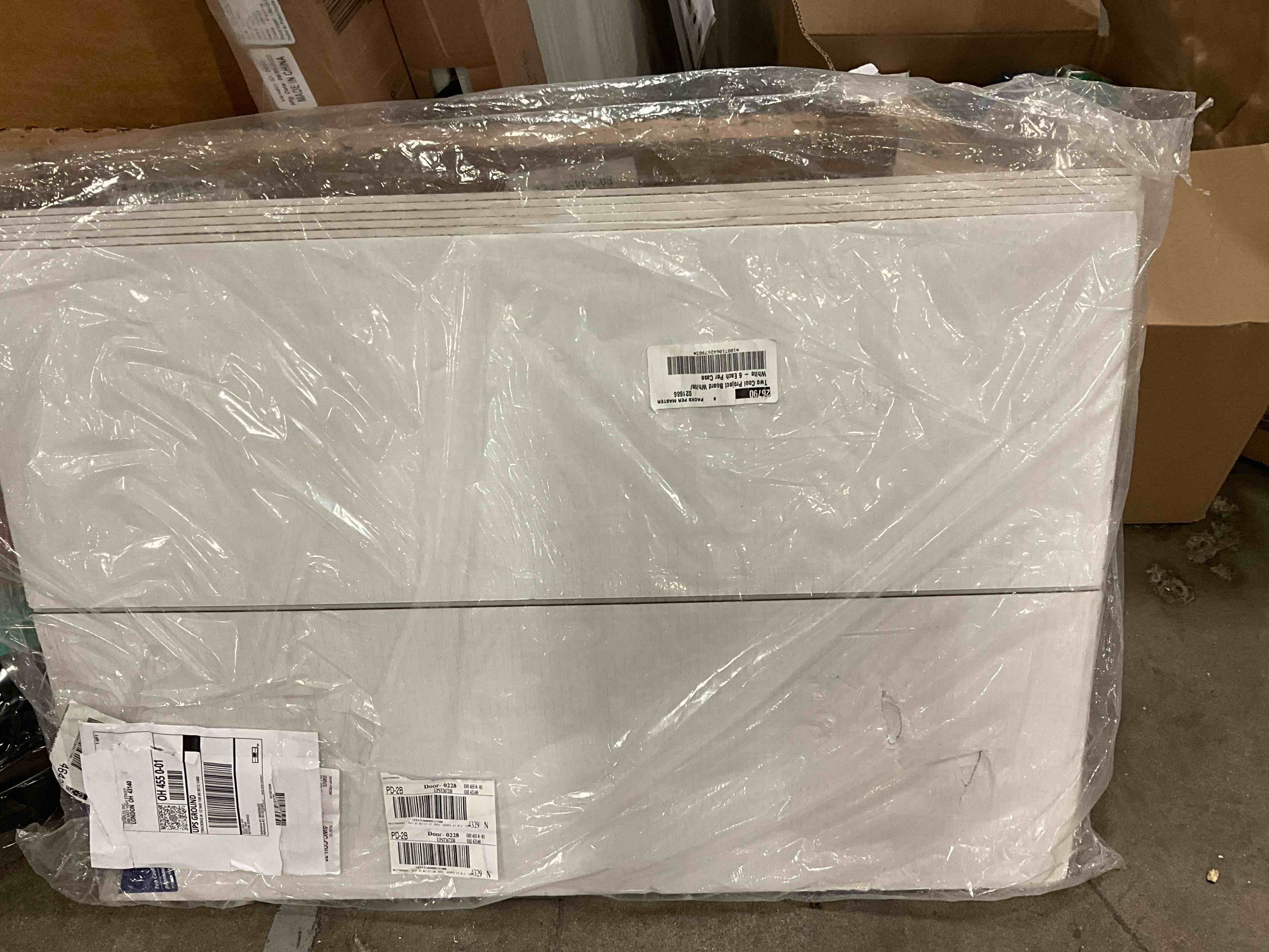 https://s3.amazonaws.com/lotting-images-prod/bidfta/YEL6268366_1717601797104.jpeg