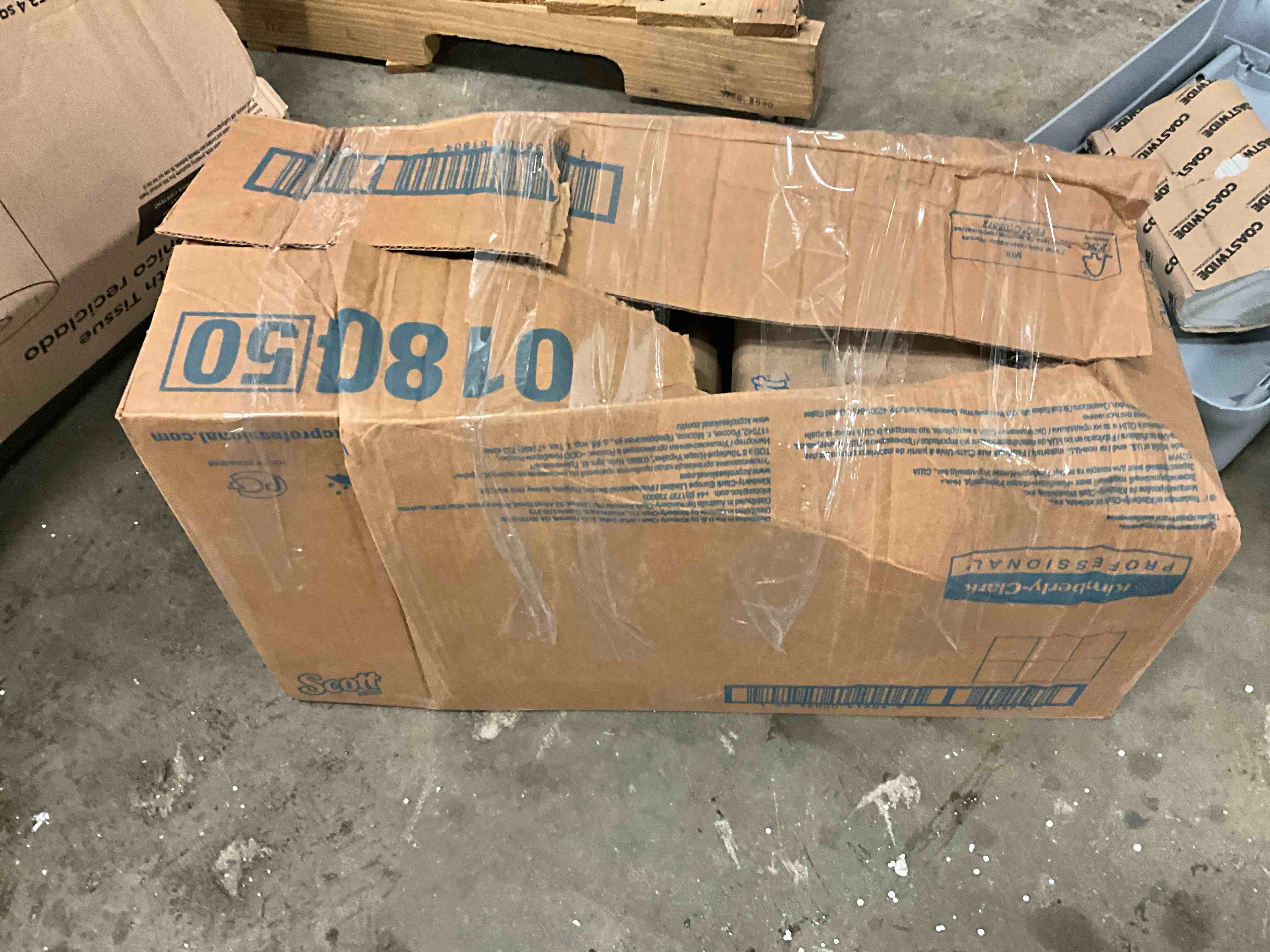 https://s3.amazonaws.com/lotting-images-prod/bidfta/YEL6268421_1717619508685.jpeg