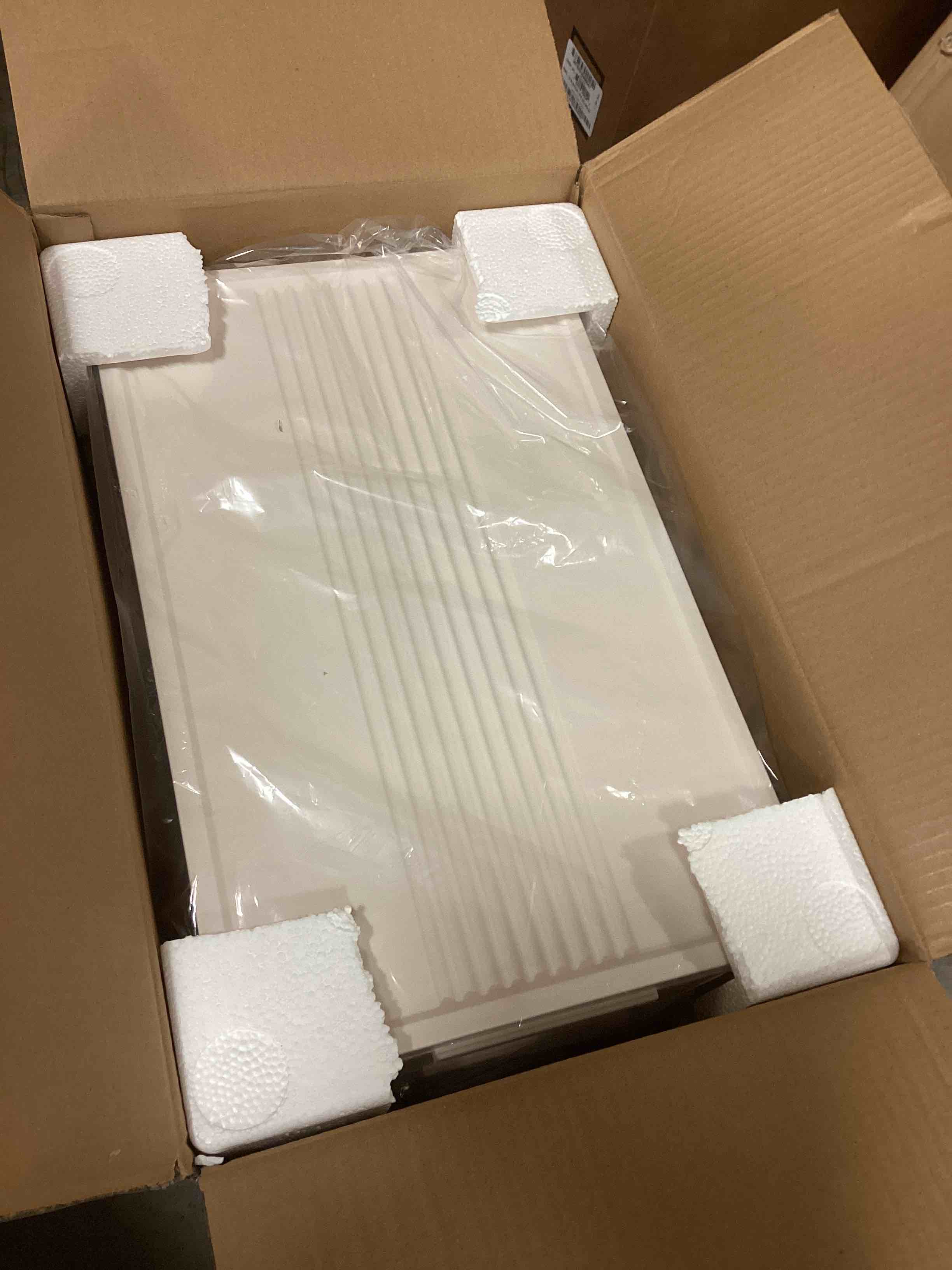 https://s3.amazonaws.com/lotting-images-prod/bidfta/YEL6270706_1714573472576.jpeg