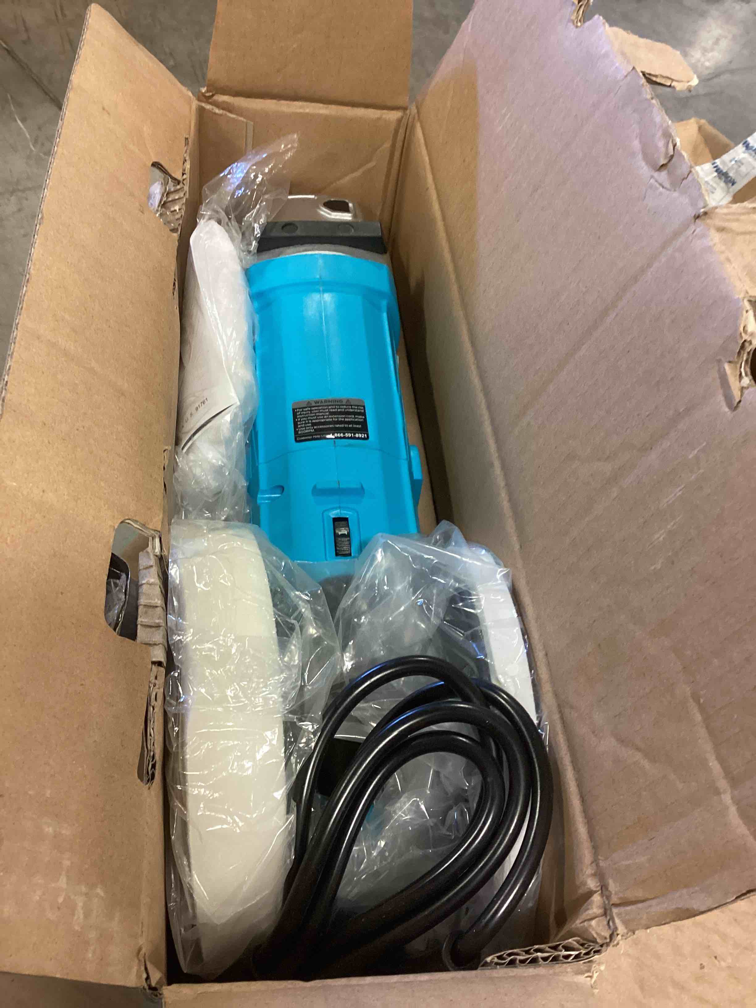 https://s3.amazonaws.com/lotting-images-prod/bidfta/YEL6270775_1714661225517.jpeg