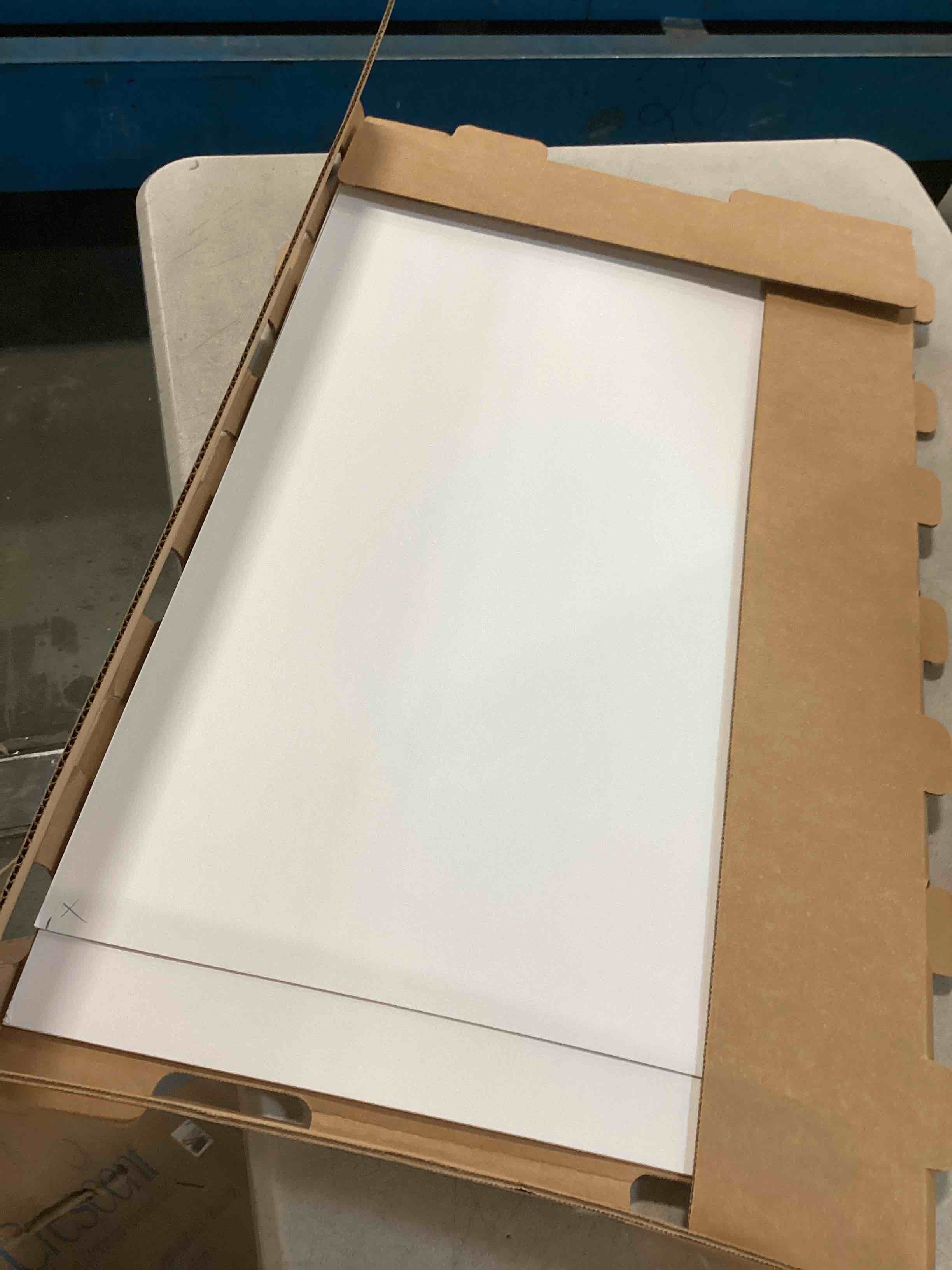 https://s3.amazonaws.com/lotting-images-prod/bidfta/YEL6273110_1715340693852.jpeg