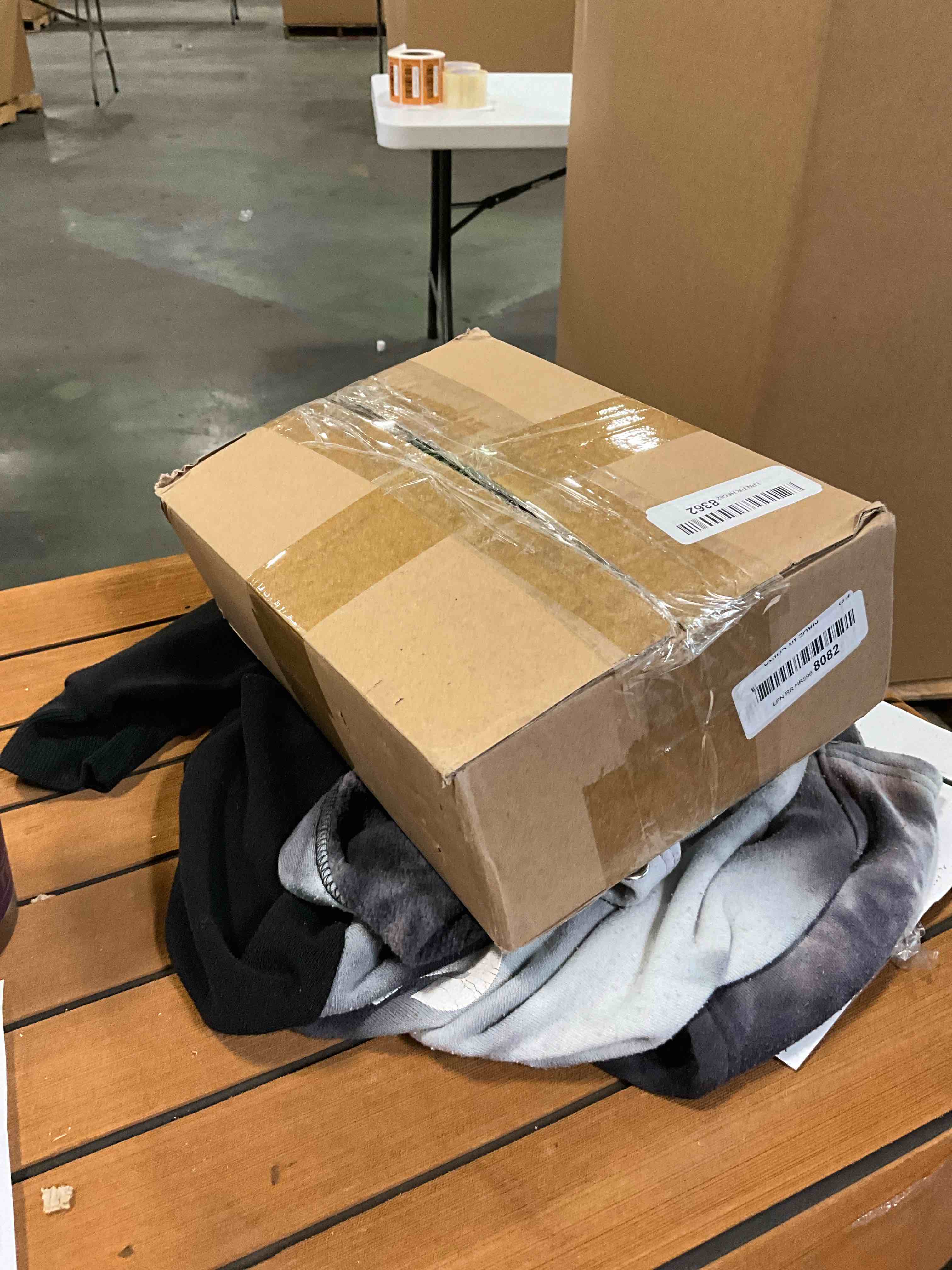 https://s3.amazonaws.com/lotting-images-prod/bidfta/YEL6273605_1714053130727.jpeg