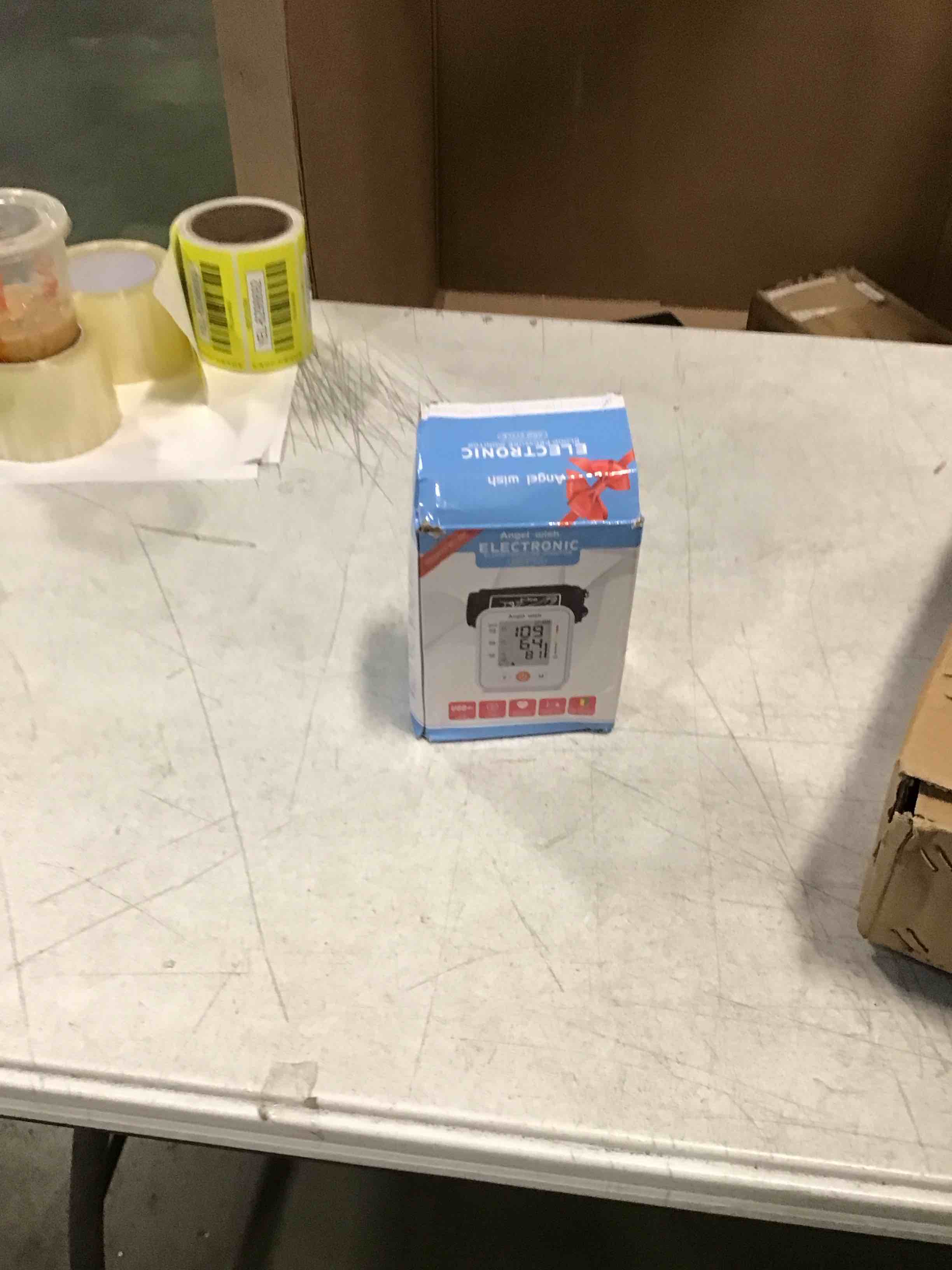 https://s3.amazonaws.com/lotting-images-prod/bidfta/YEL6273660_1714394545904.jpeg