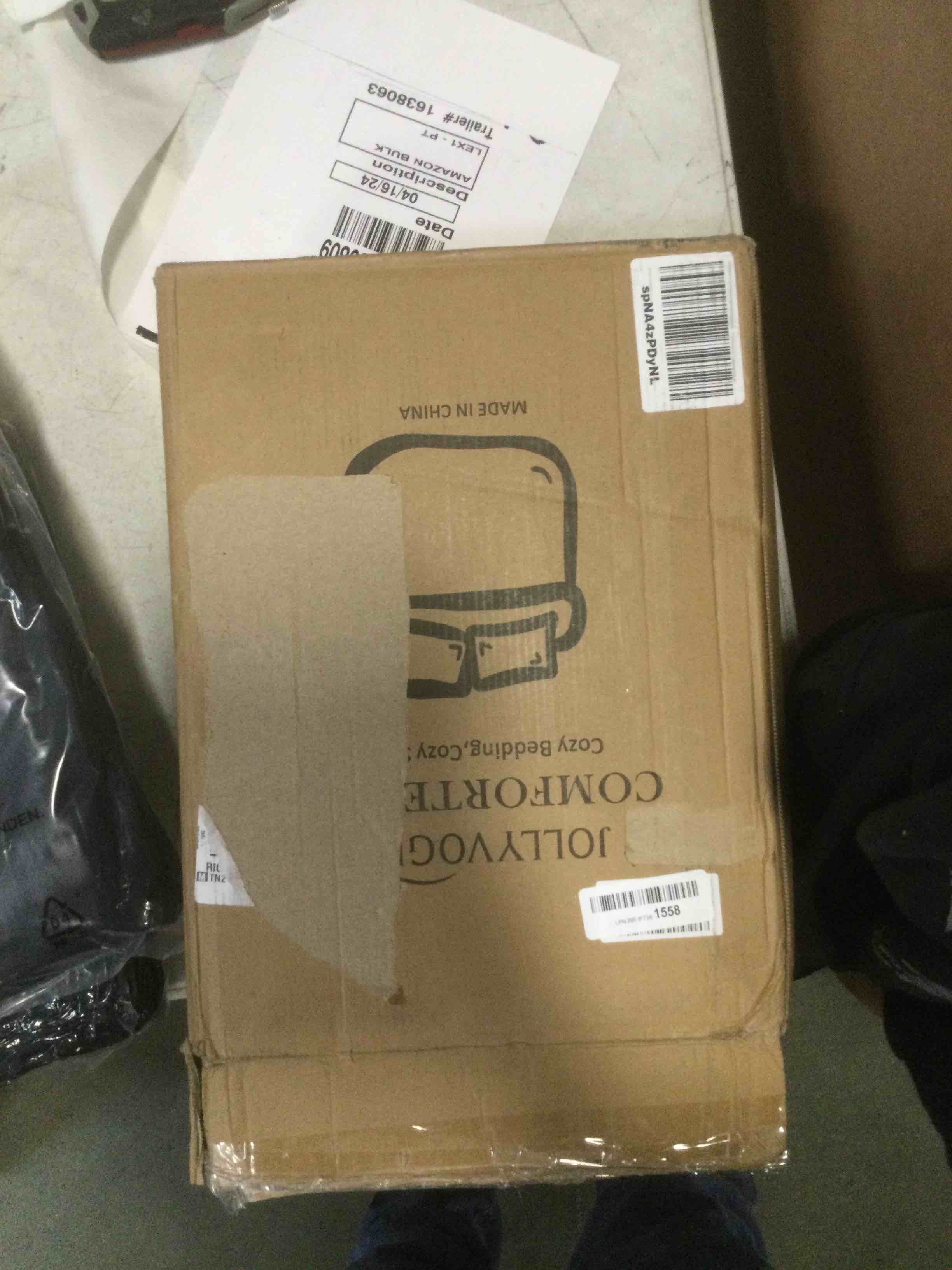https://s3.amazonaws.com/lotting-images-prod/bidfta/YEL6273702_1714398201884.jpeg