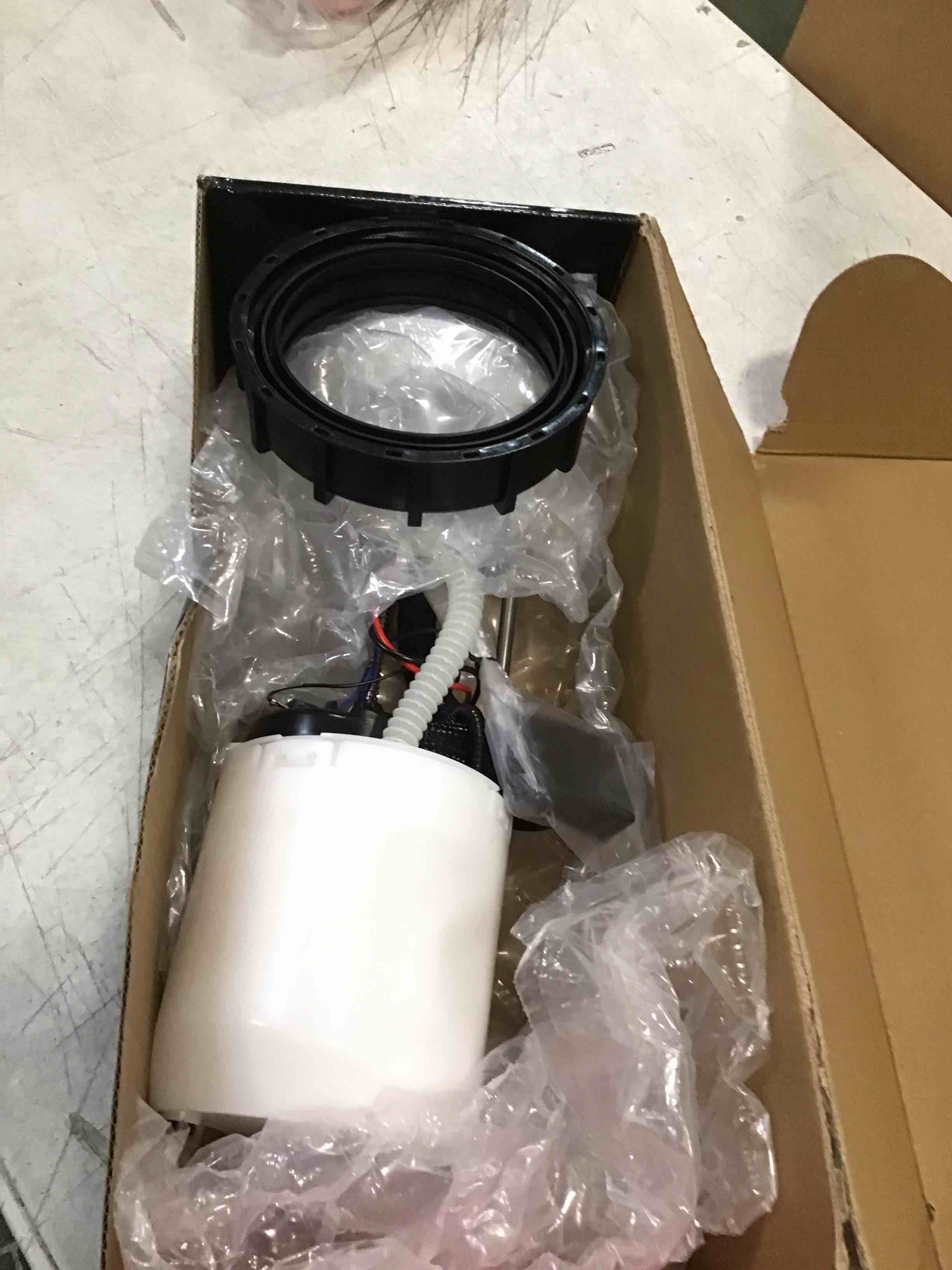 https://s3.amazonaws.com/lotting-images-prod/bidfta/YEL6273942_1714653276770.jpeg
